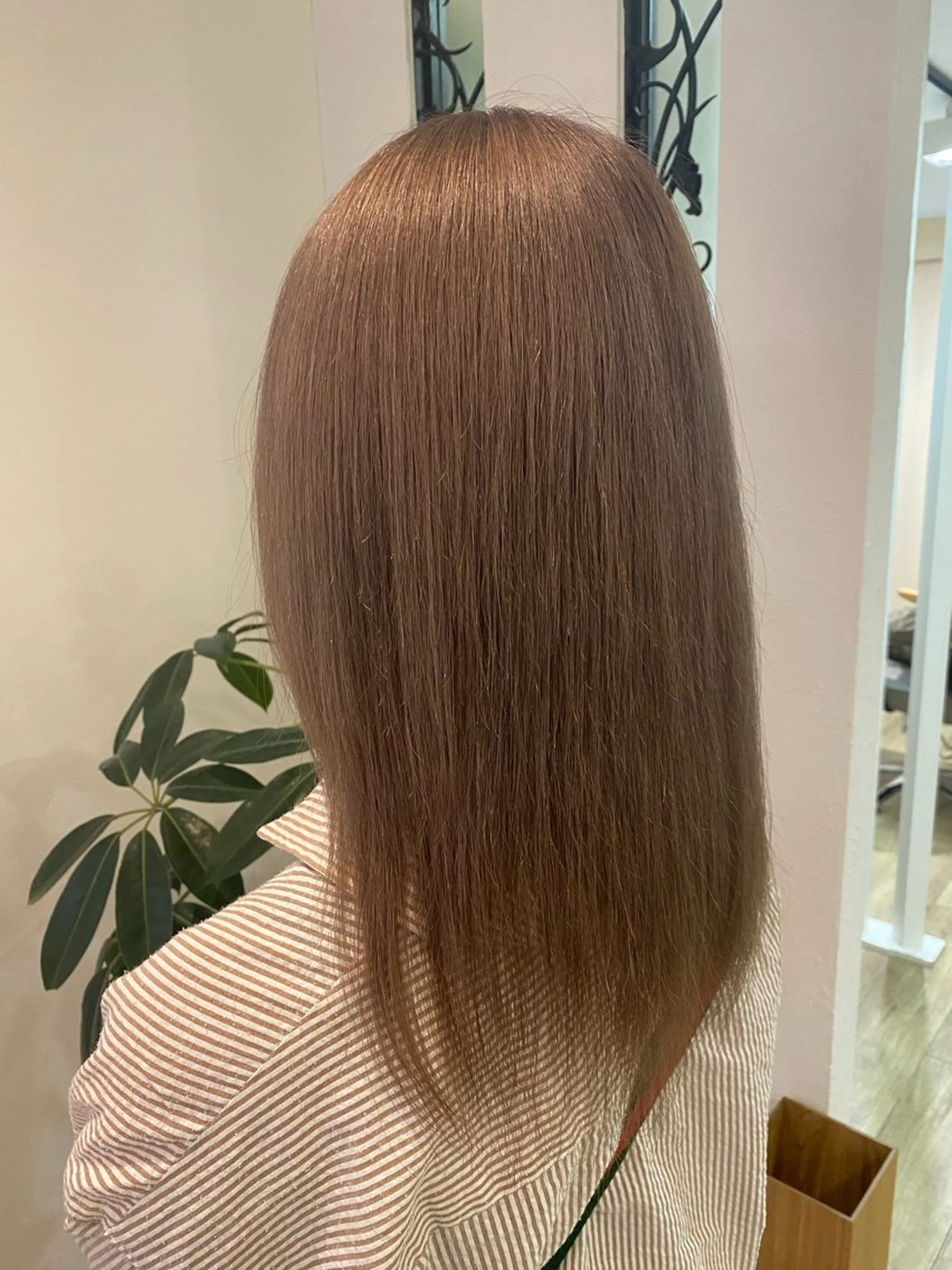 セミロング カラー ベージュカラー CIEN lime所属・松下 育未のヘアスタイル