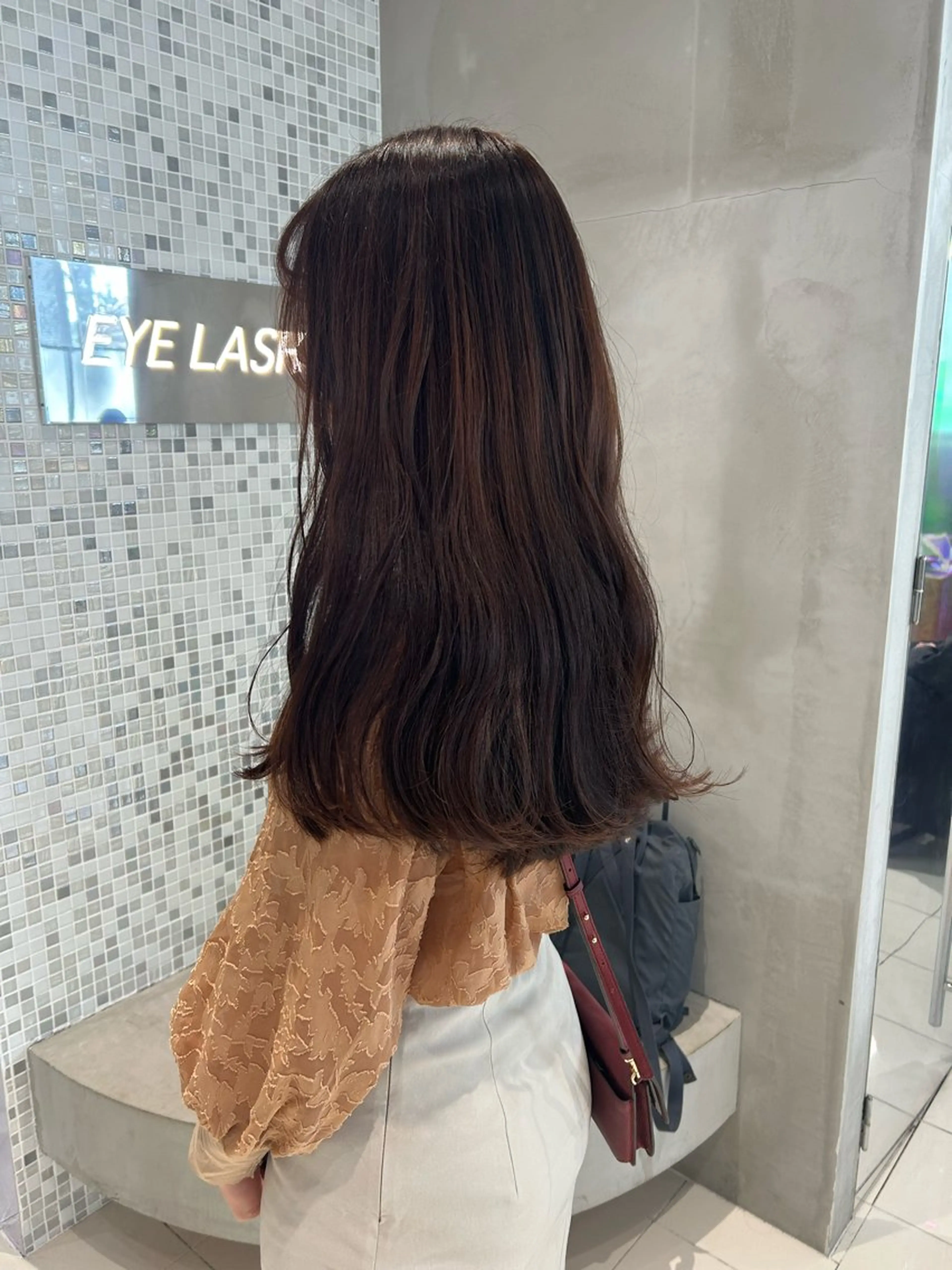 ロング カラー ブラウンカラー カット ヘアカラー トリートメント 透明感カラー🫧 nanohaのヘアスタイル