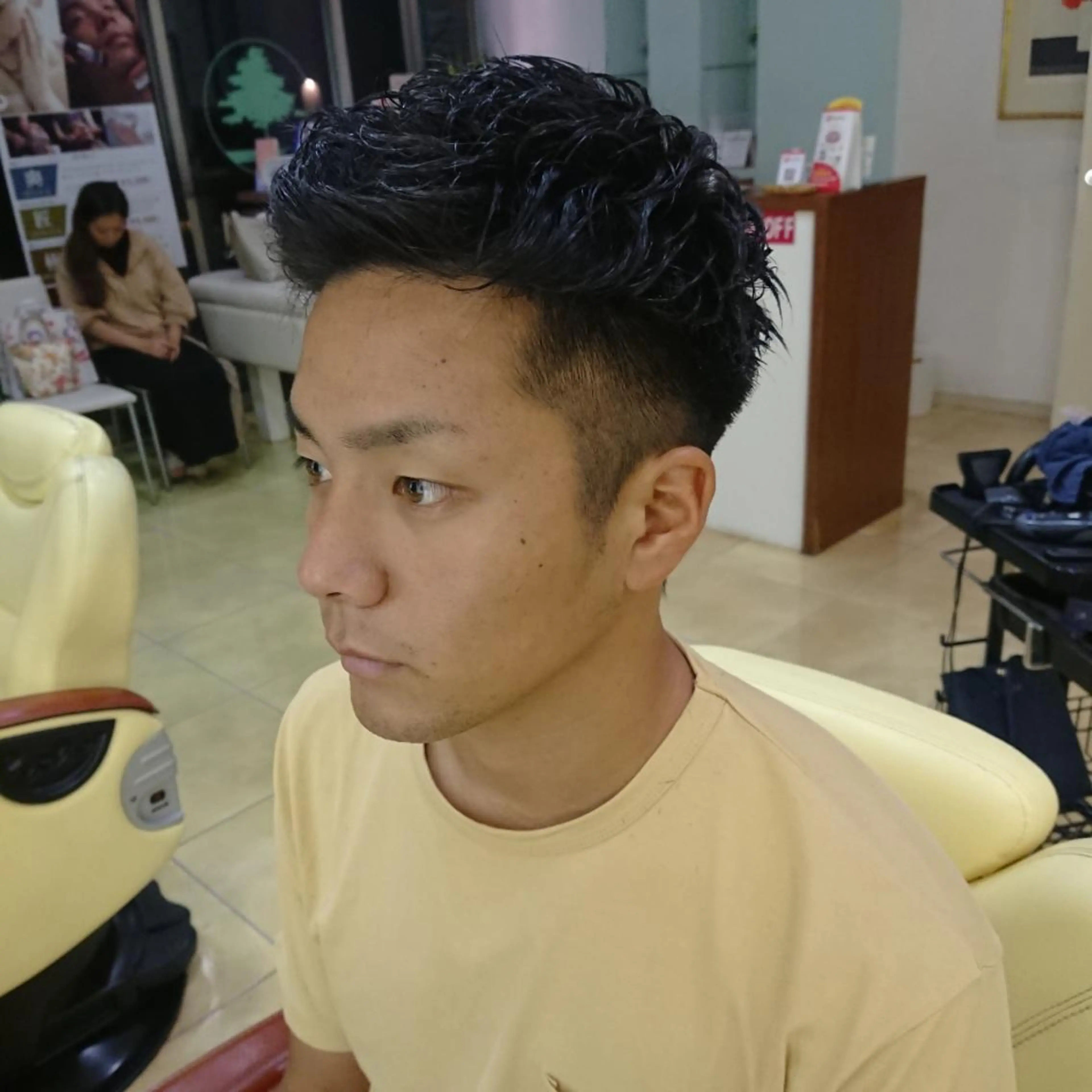 ショート メンズ パーマ ベリーショート デザインカラー/ 推しの配色 肥後のヘアスタイル