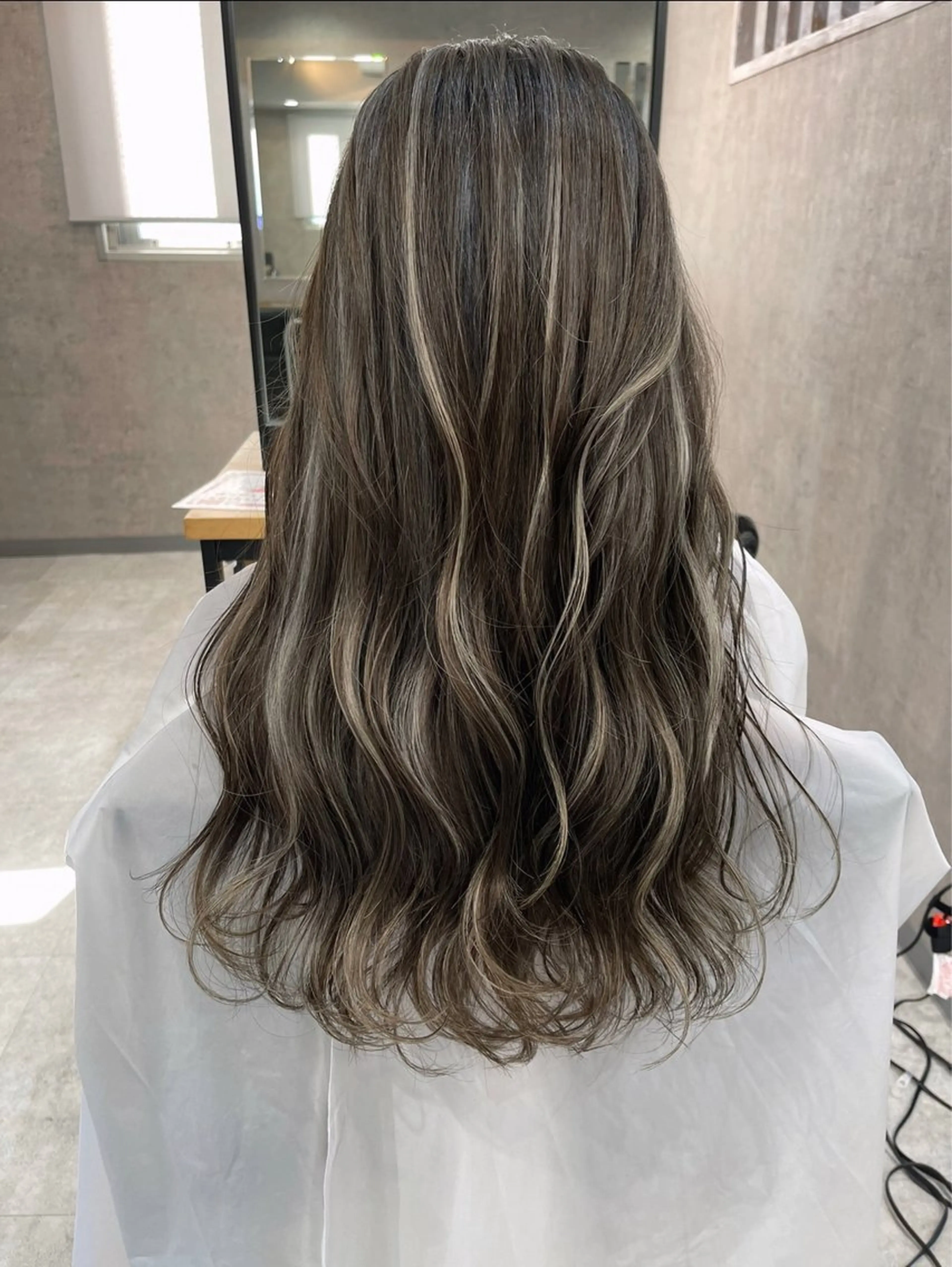 ロング カラー ヘアアレンジ ハイライトカラー ハイライト ロング ヘアカラー 松井那津子 /ハイライトブリーチのヘアスタイル