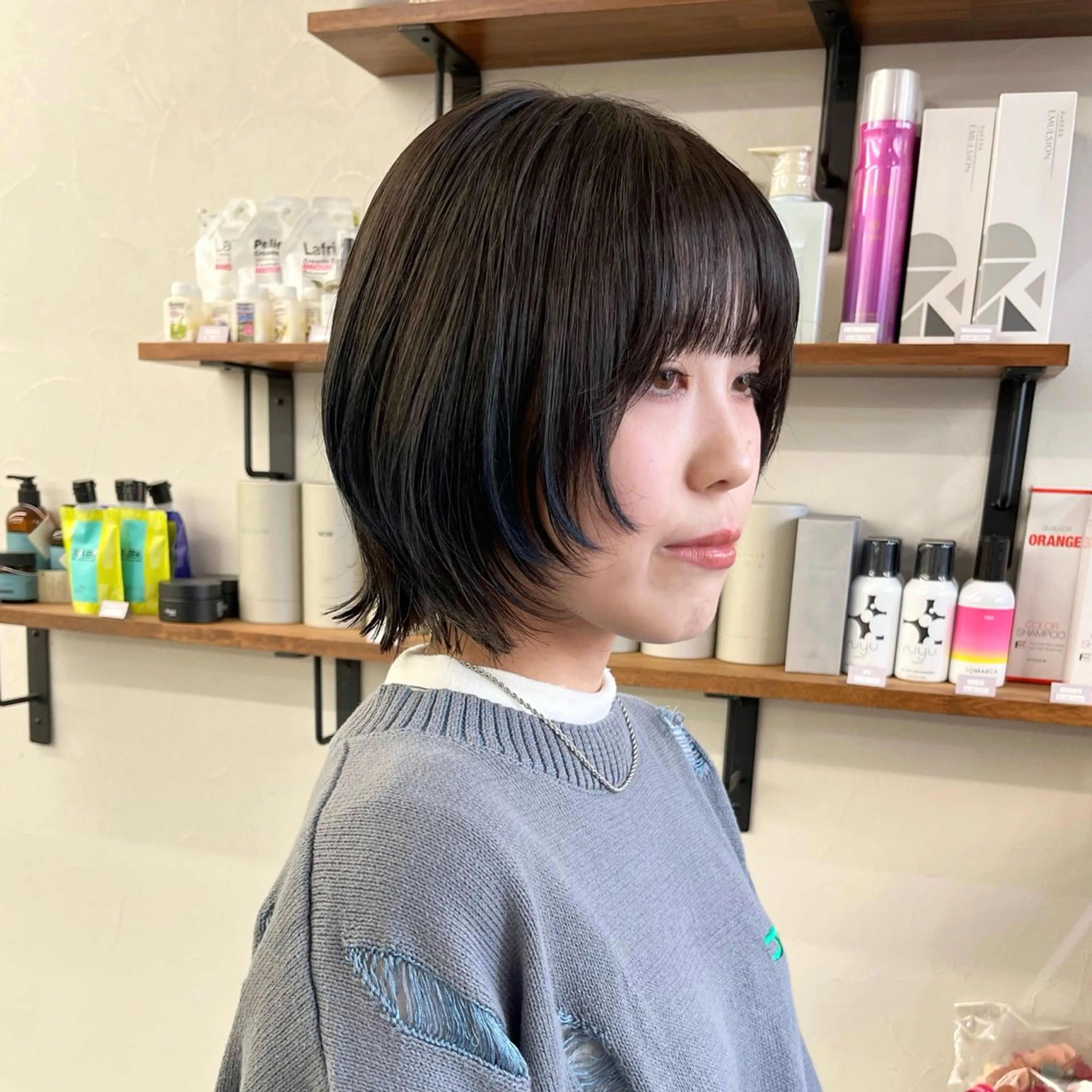 ショート カラー ボブレイヤー ブリーチ ブリーチなしカラー ボブ 髪質改善 ヘアカラー トリートメント 朝がちょっと楽しくな るshort・bobのヘアスタイル