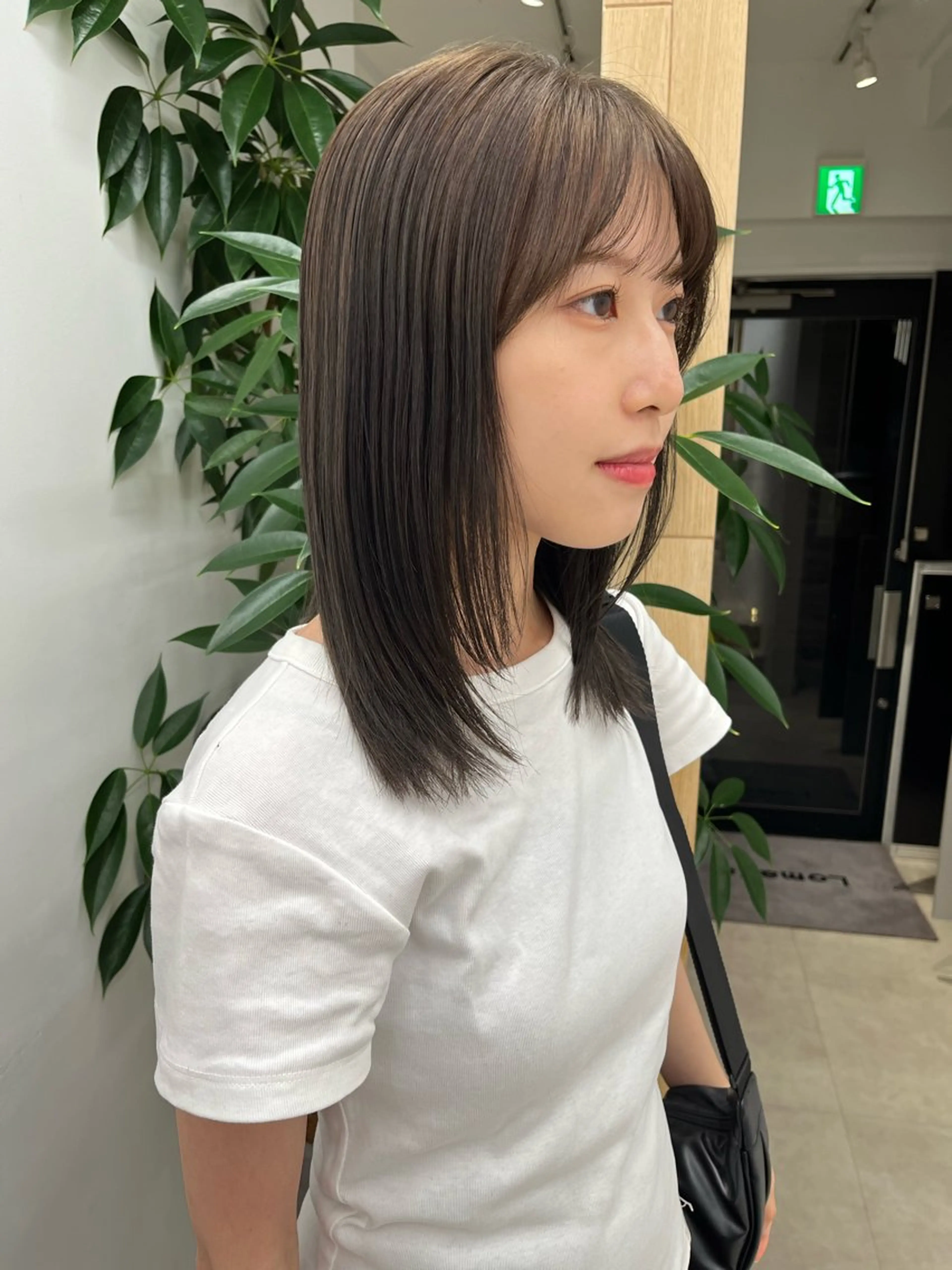 ミディアム カラー ベージュカラー ヨシダ トモキのヘアスタイル
