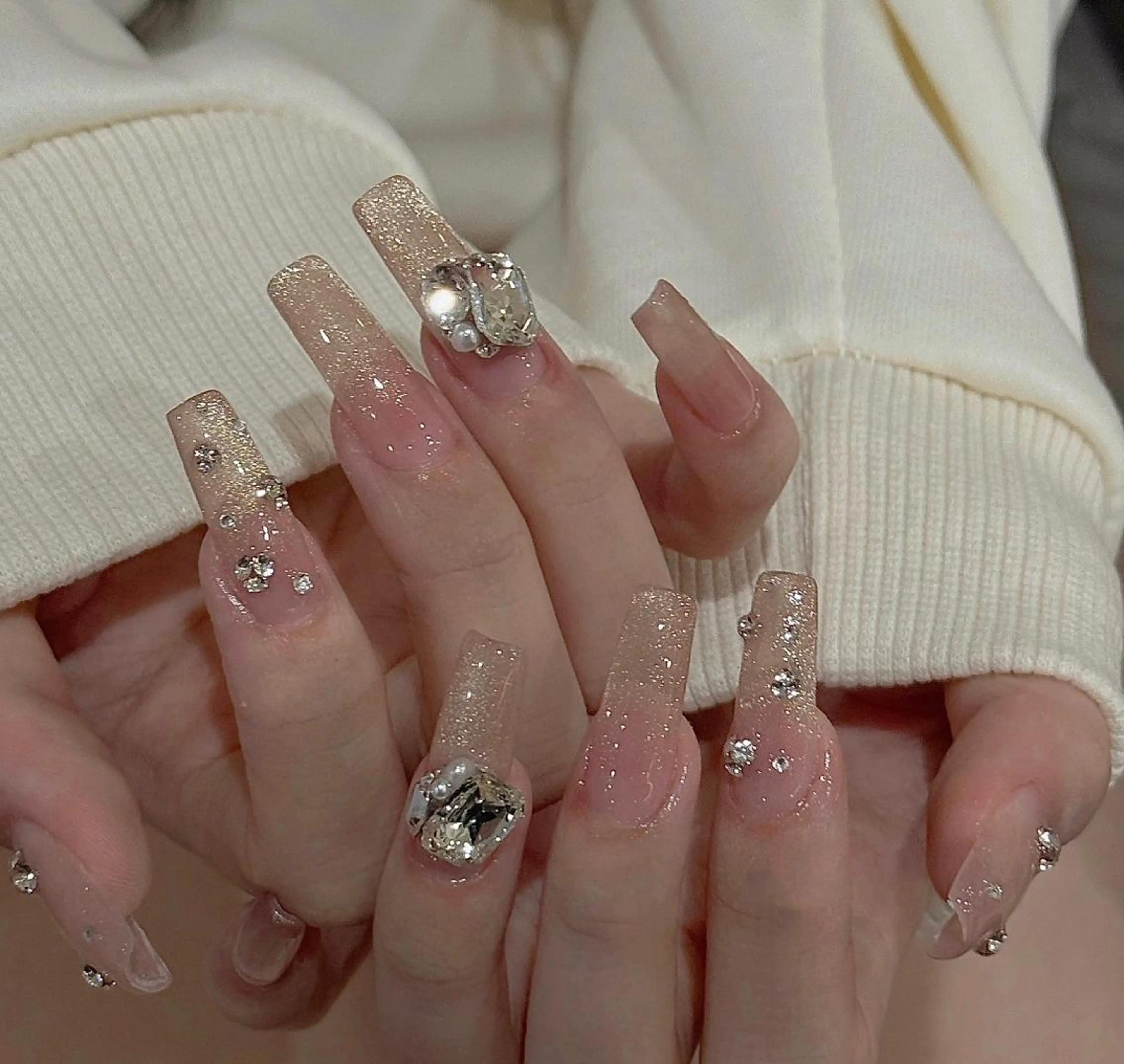 ネイル ハンドネイル 🍑 momo_nailのネイルデザイン