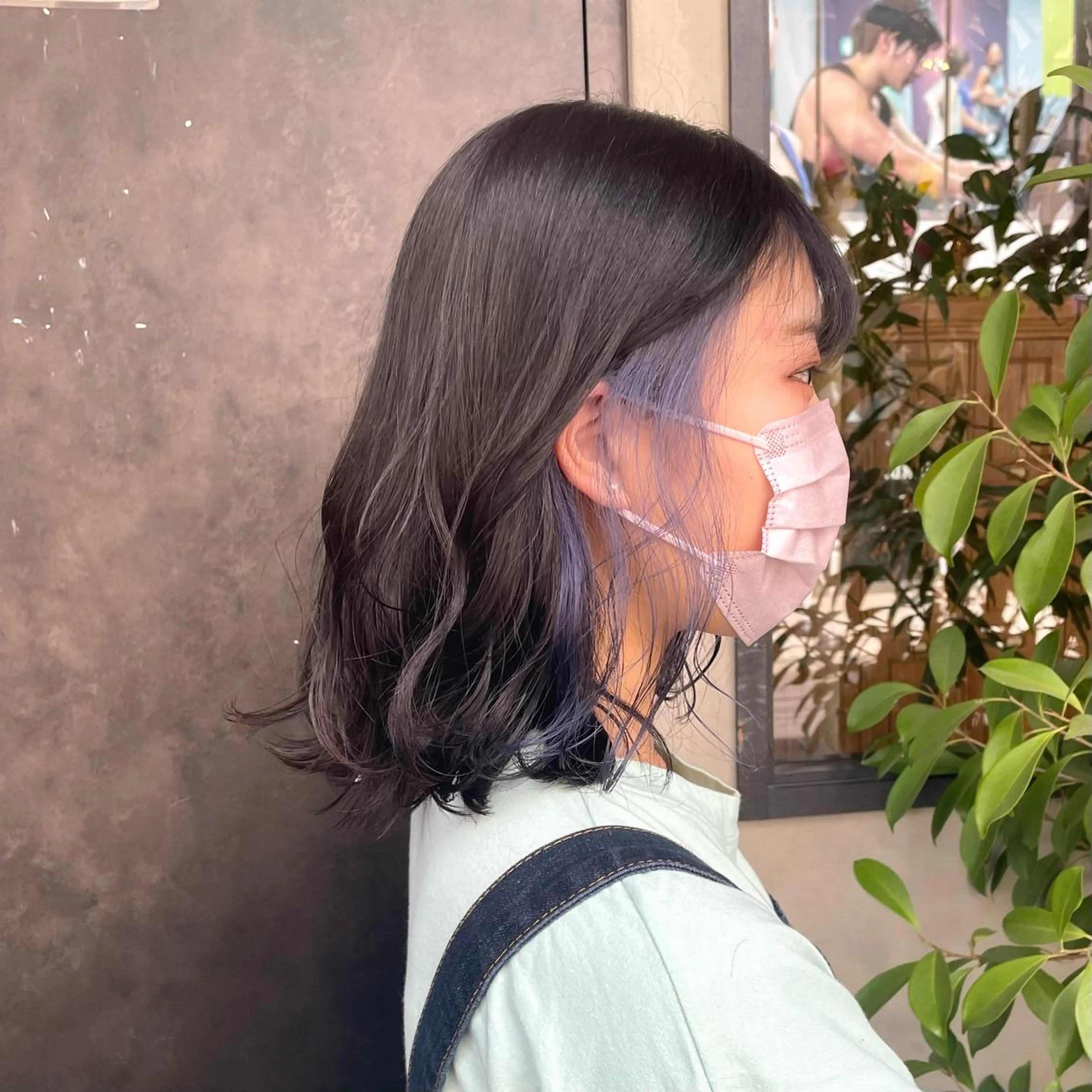 ミディアム カラー ブルーカラー ブルーラベンダー インナーカラー ラベンダーカラー カット ヘアカラー トリートメント 竹内 春奈のヘアスタイル
