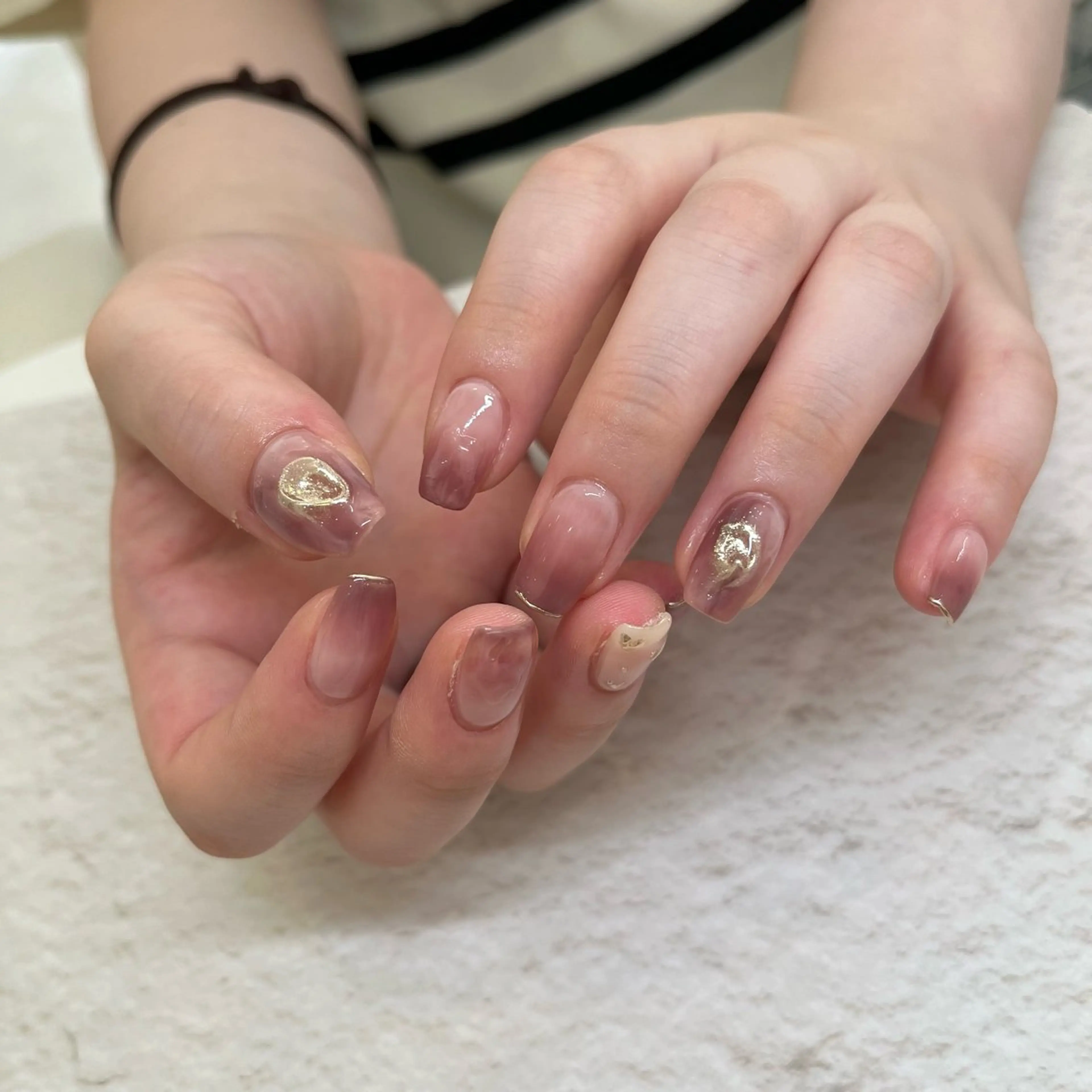 ネイル 杏花梨 ROCCOnailのネイルデザイン