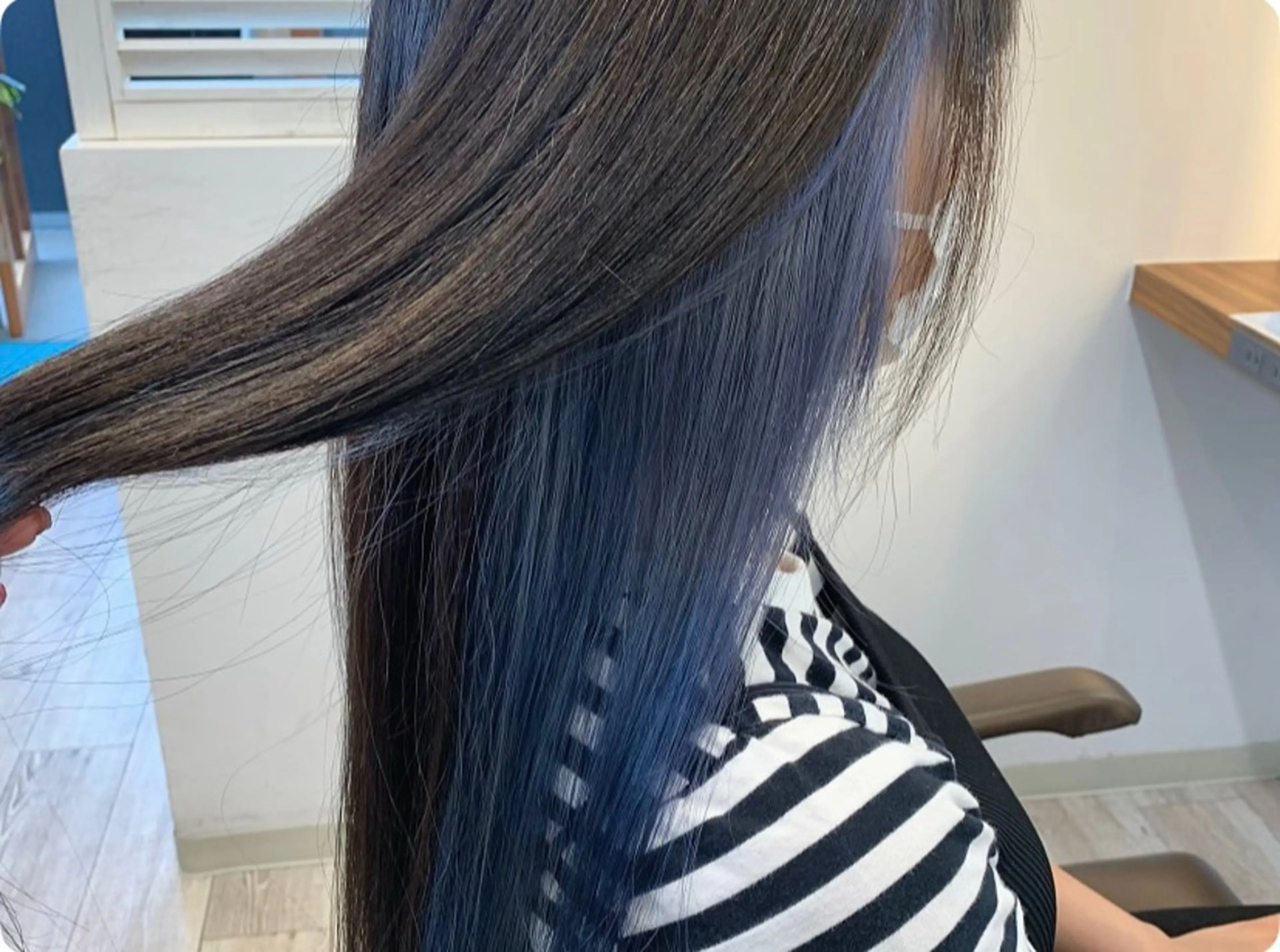 ロング ヘアカラー 渡邉 真夕のヘアスタイル