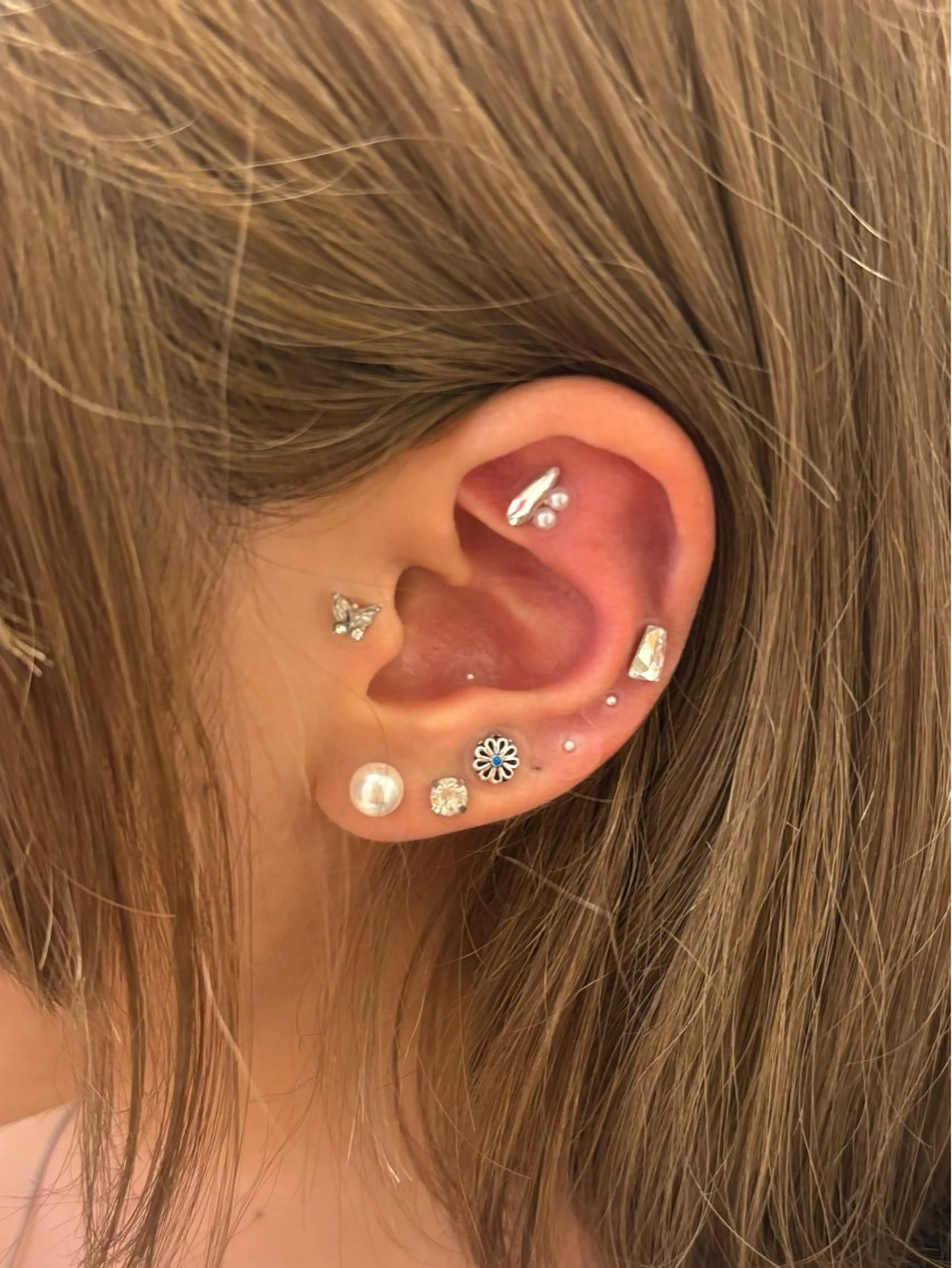 【ご新規様】耳つぼジュエリー両耳18~20粒💎の写真