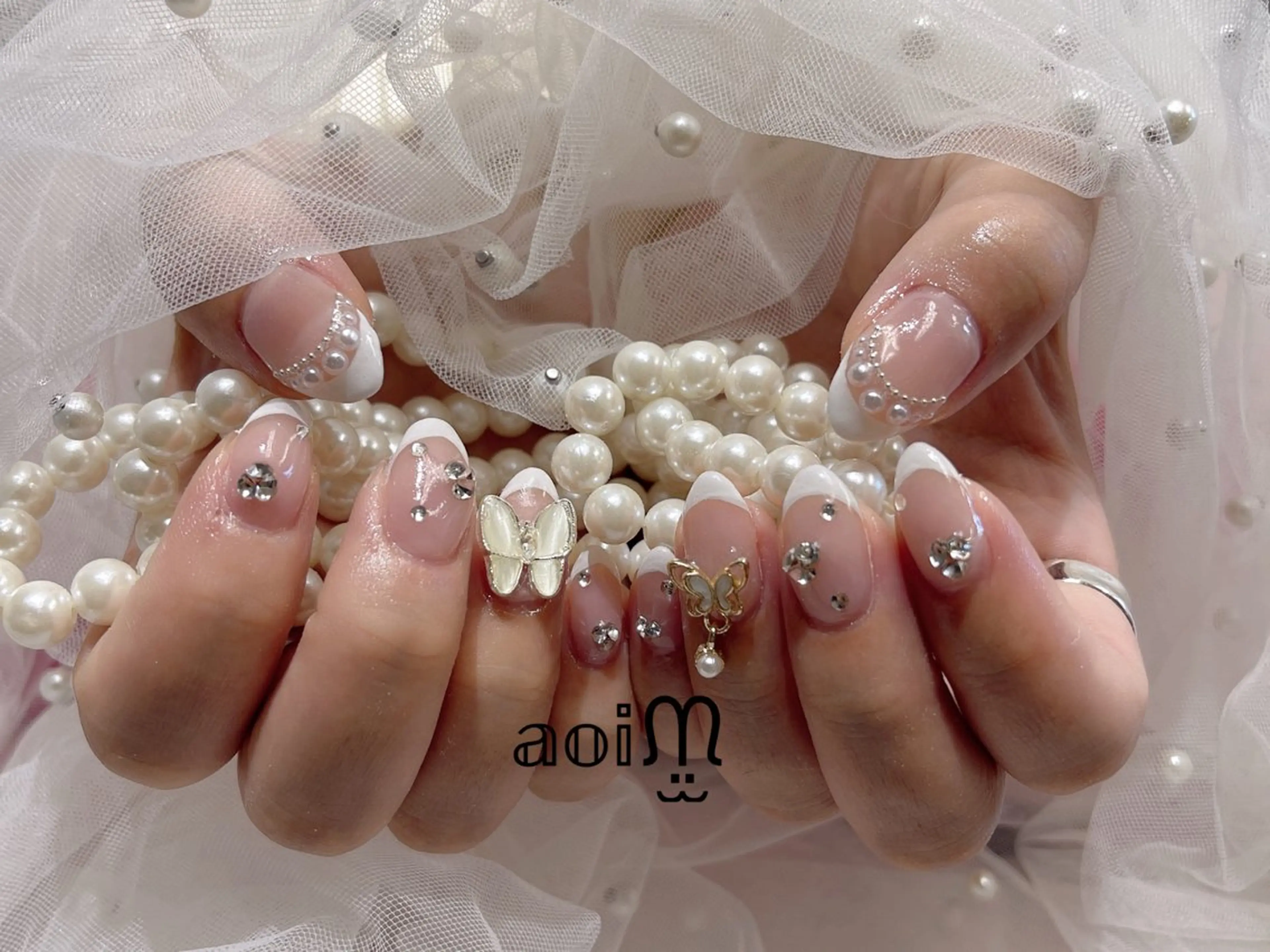 ネイル 葵うさぎ所属・葵うさぎ AIのネイルデザイン