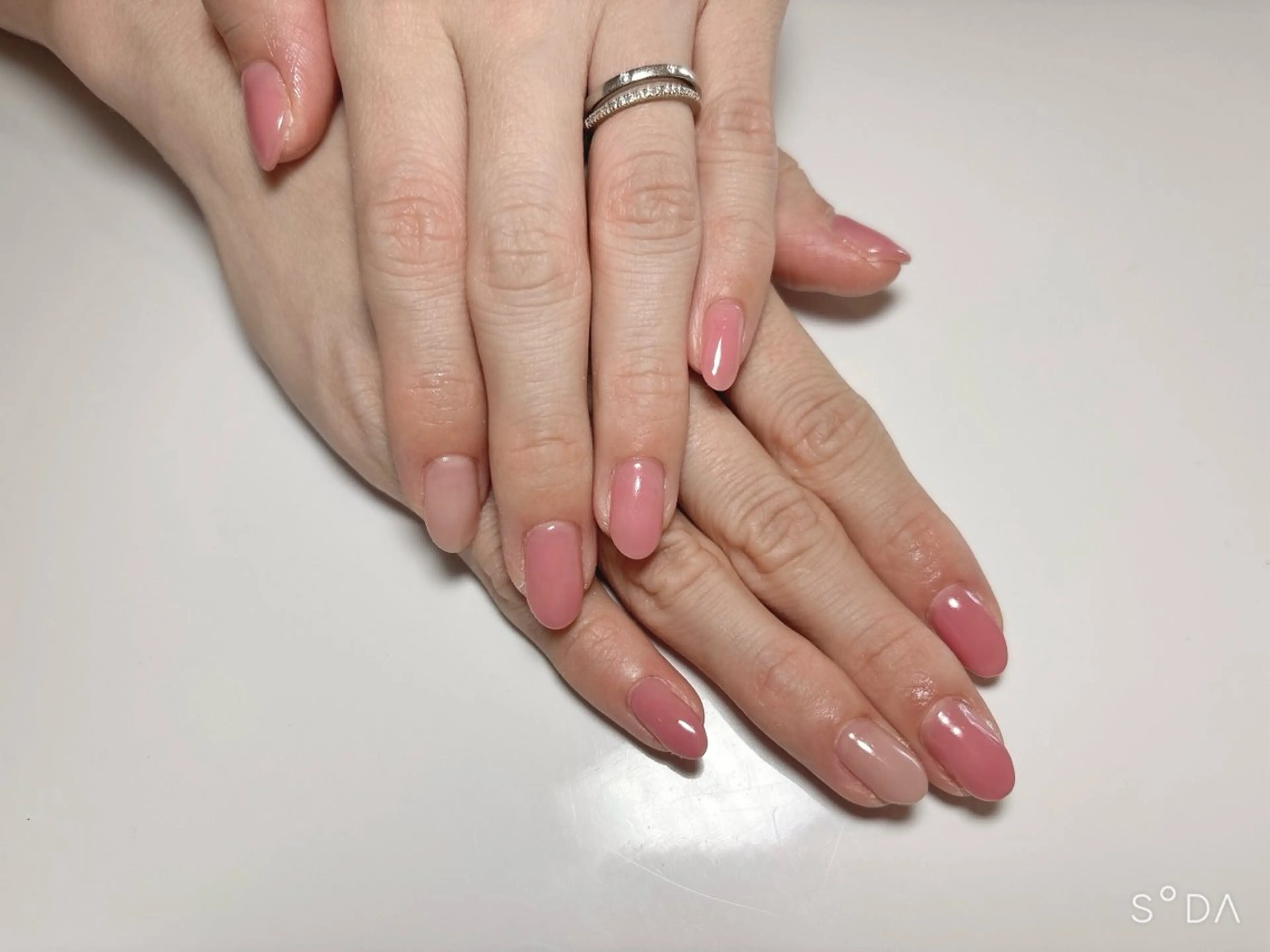 ネイル ハンドネイル Ree所属・ネイル脱毛 Reeのネイルデザイン