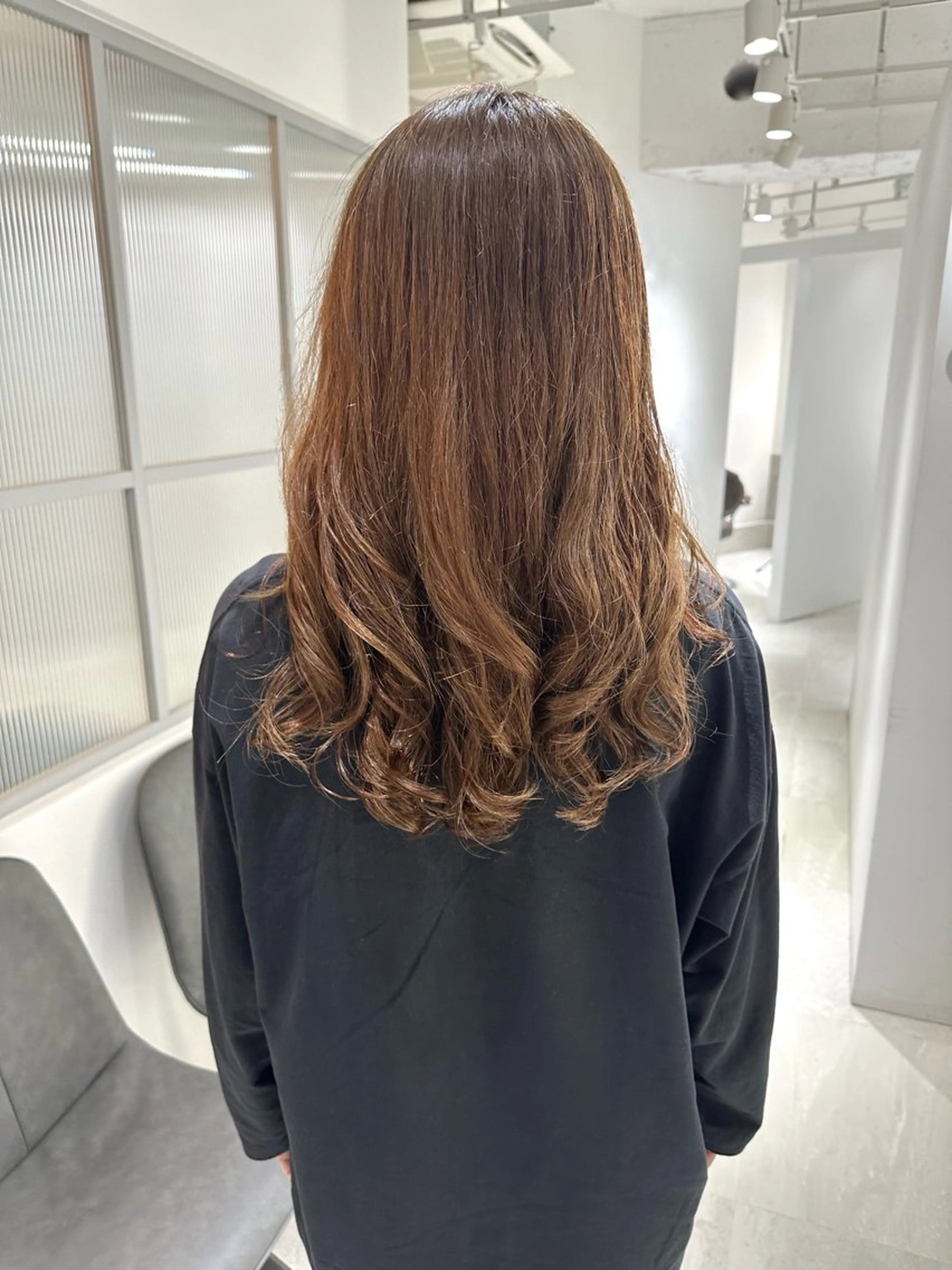 セミロング カラー パーマ 髪質改善&縮毛矯正 🍀本木ヨシヒサのヘアスタイル