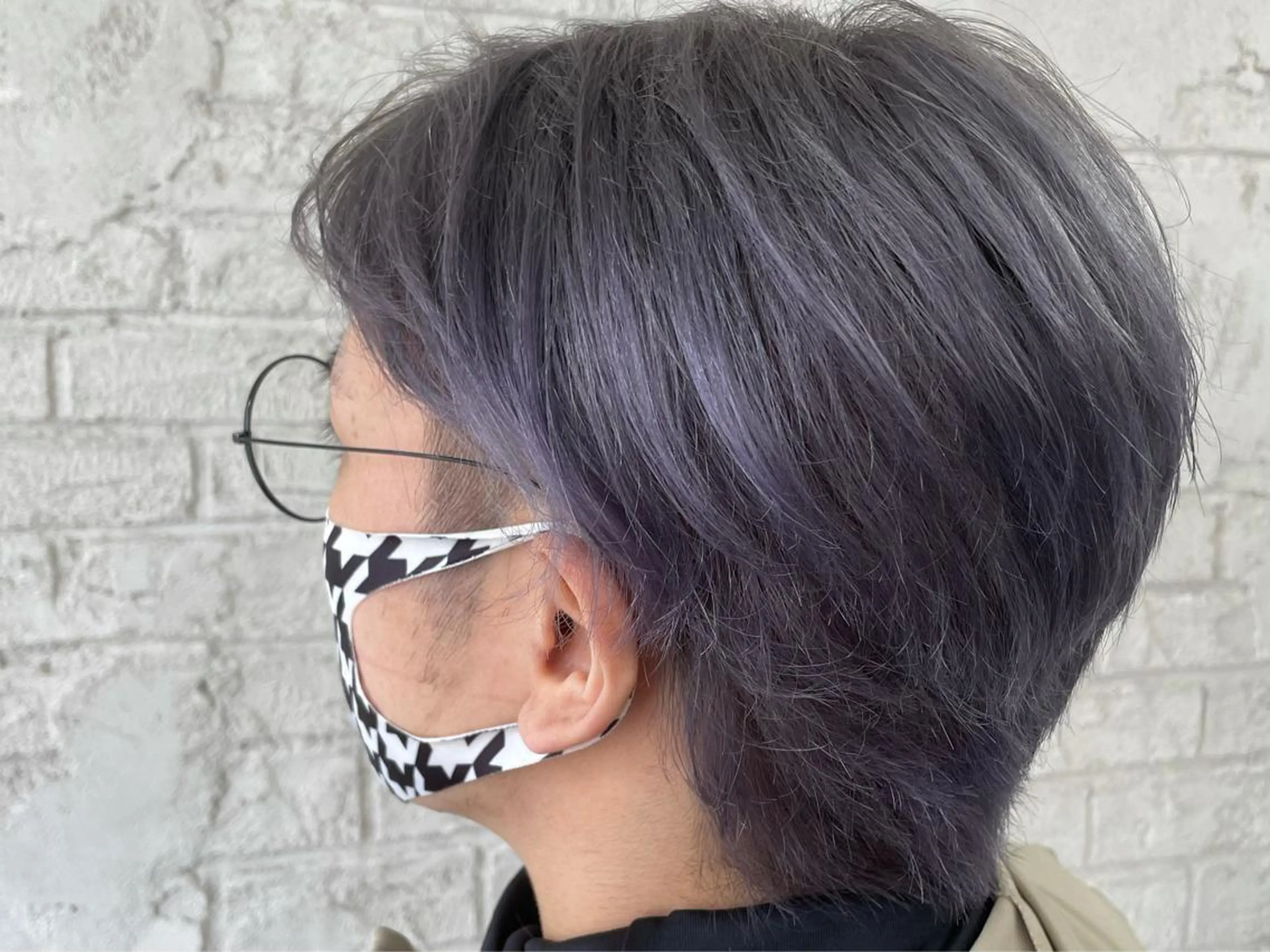 ショート カラー メンズ メンズブリーチ ブリーチ ケアブリーチ ラベンダーカラー シルバー ブリーチ特化 ハイトーンRYOYAのヘアスタイル