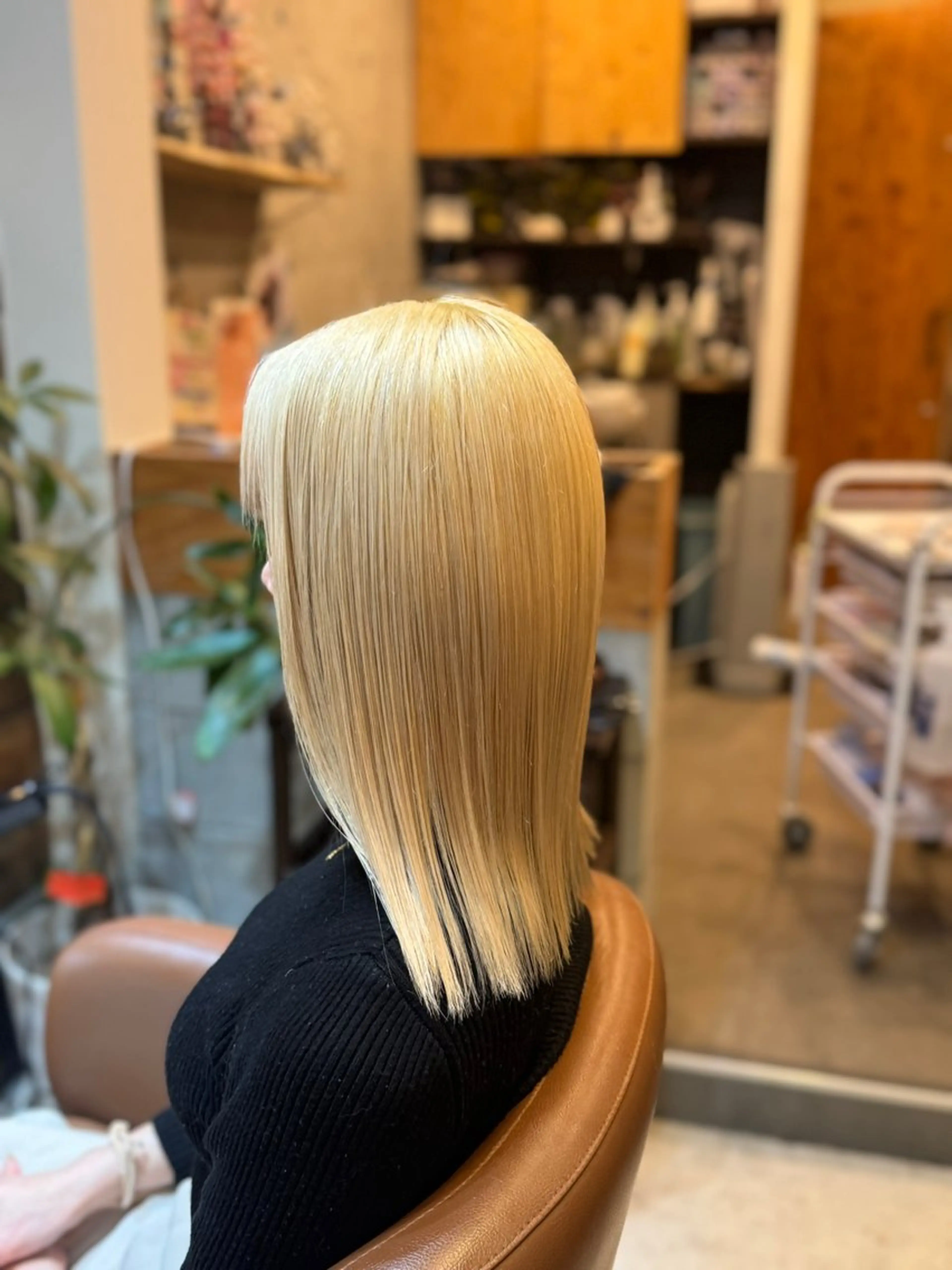 ミディアム カラー ブリーチ Hair Make  feel   フィール所属・森下 麻美子のマツエク・マツパデザイン