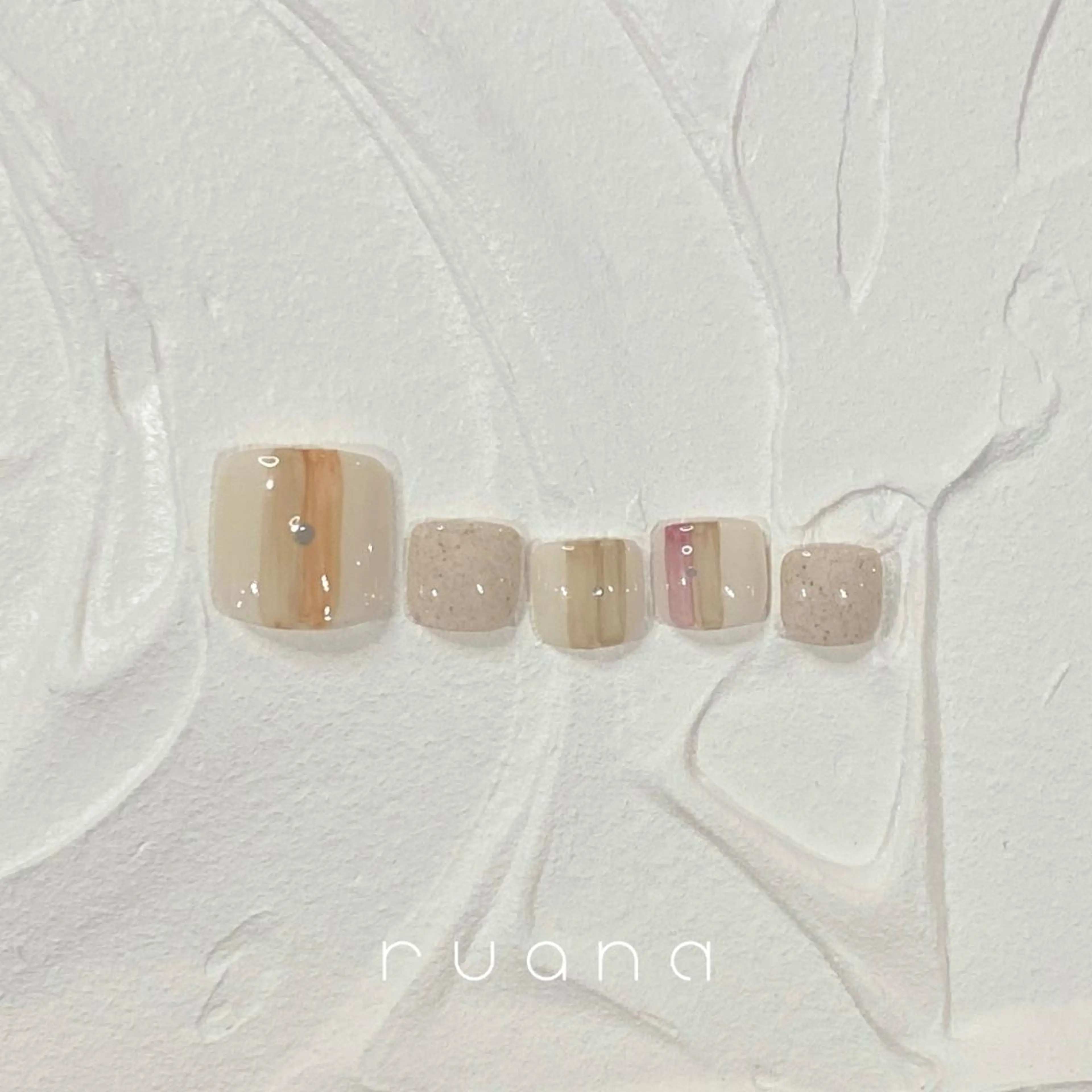 ネイル フットネイル 中本 菜々のネイルデザイン