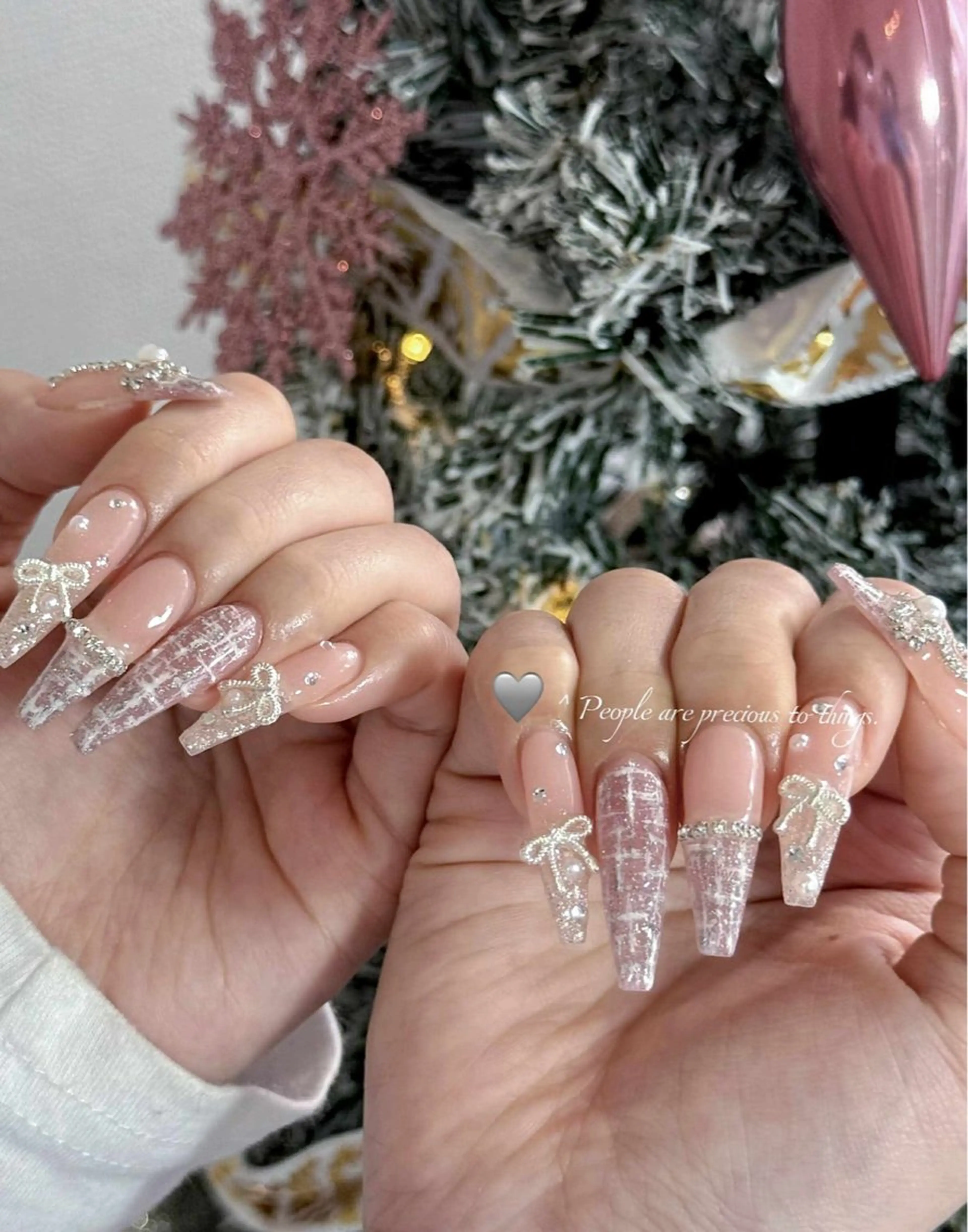 ネイル オーロラネイル ボルドー ブラウン 氷ネイル・うるうるネイル キラキラネイル ハンドネイル Julli NailStudioのネイルデザイン