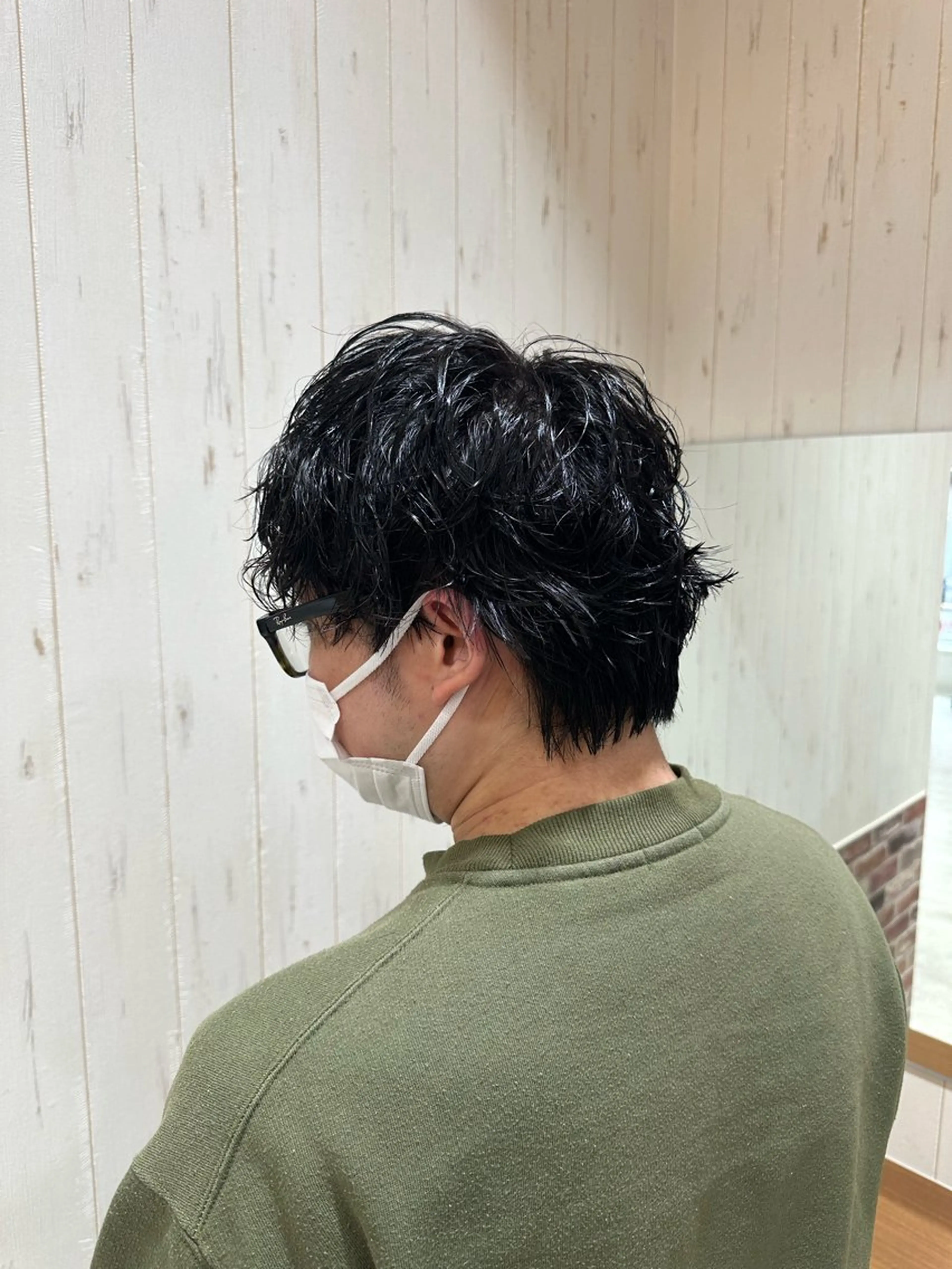 ショート パーマ メンズ メンズブリーチ ダウンパーマ メンズハイライト メンズインナーカラー メンズ韓国風 brace立花店所属・中嶋 紘夢のヘアスタイル