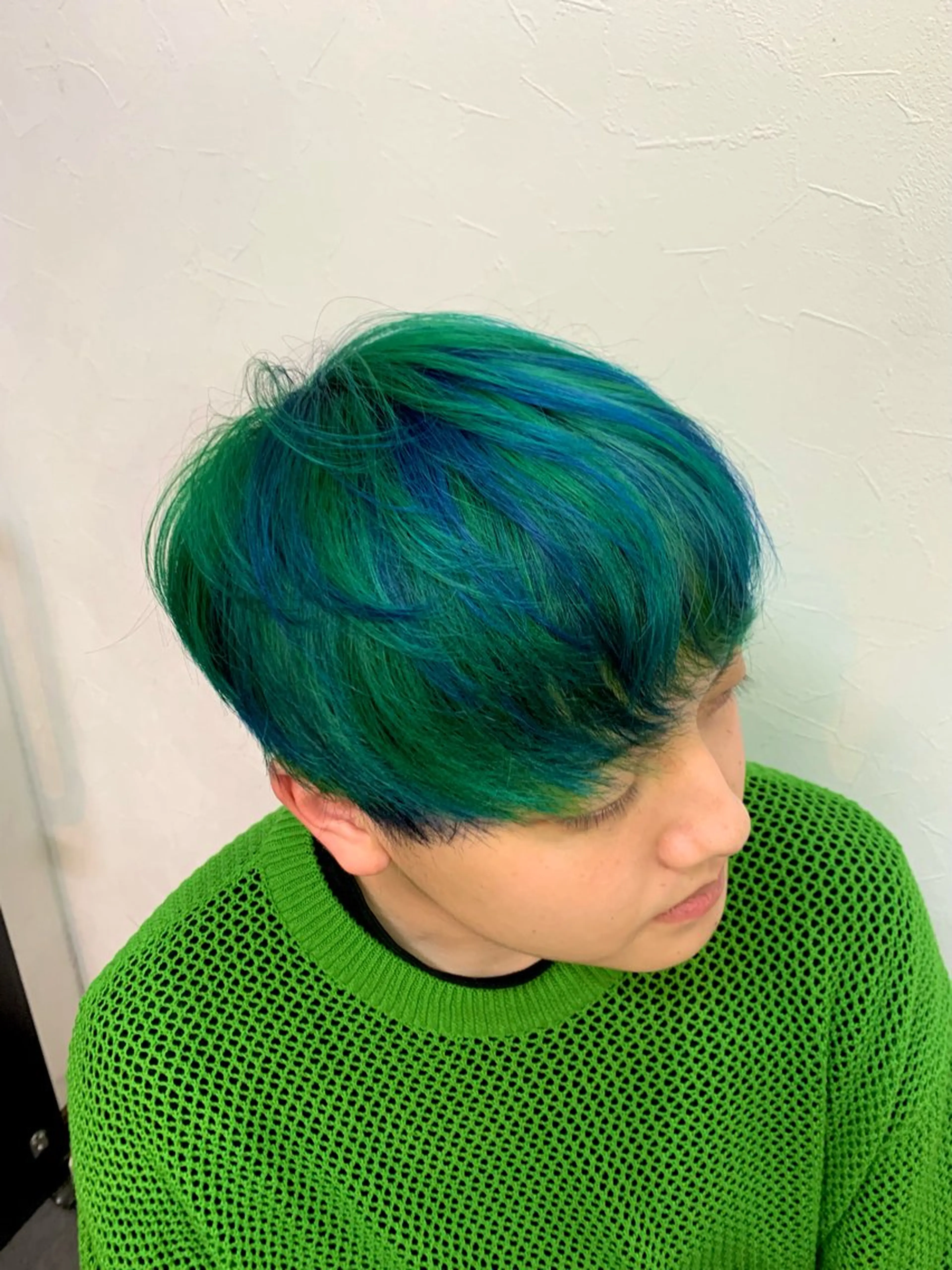 カラー ルーツカラー/ レイヤーカット/井川のヘアスタイル