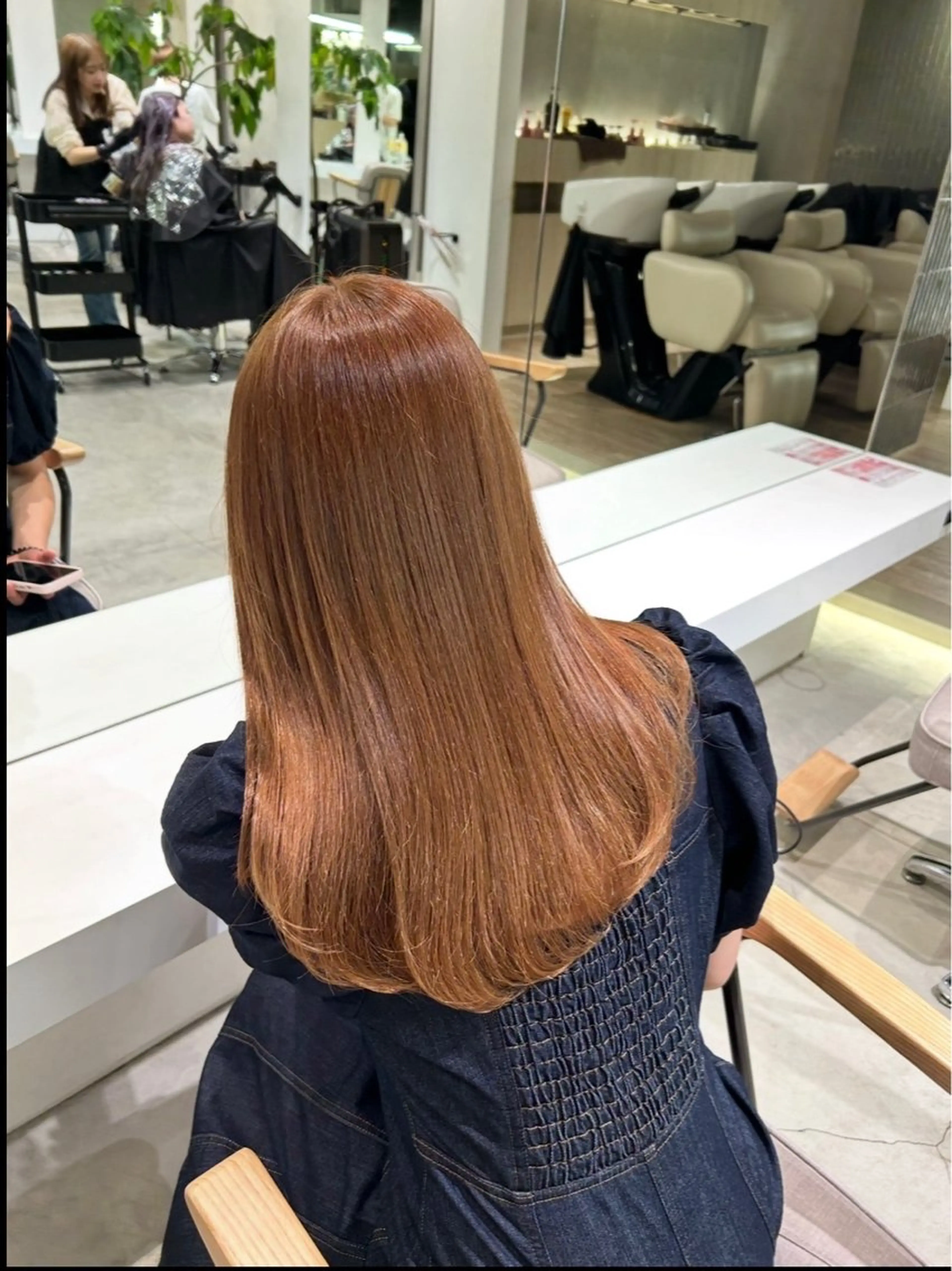 セミロング 新屋敷 拓大のヘアスタイル