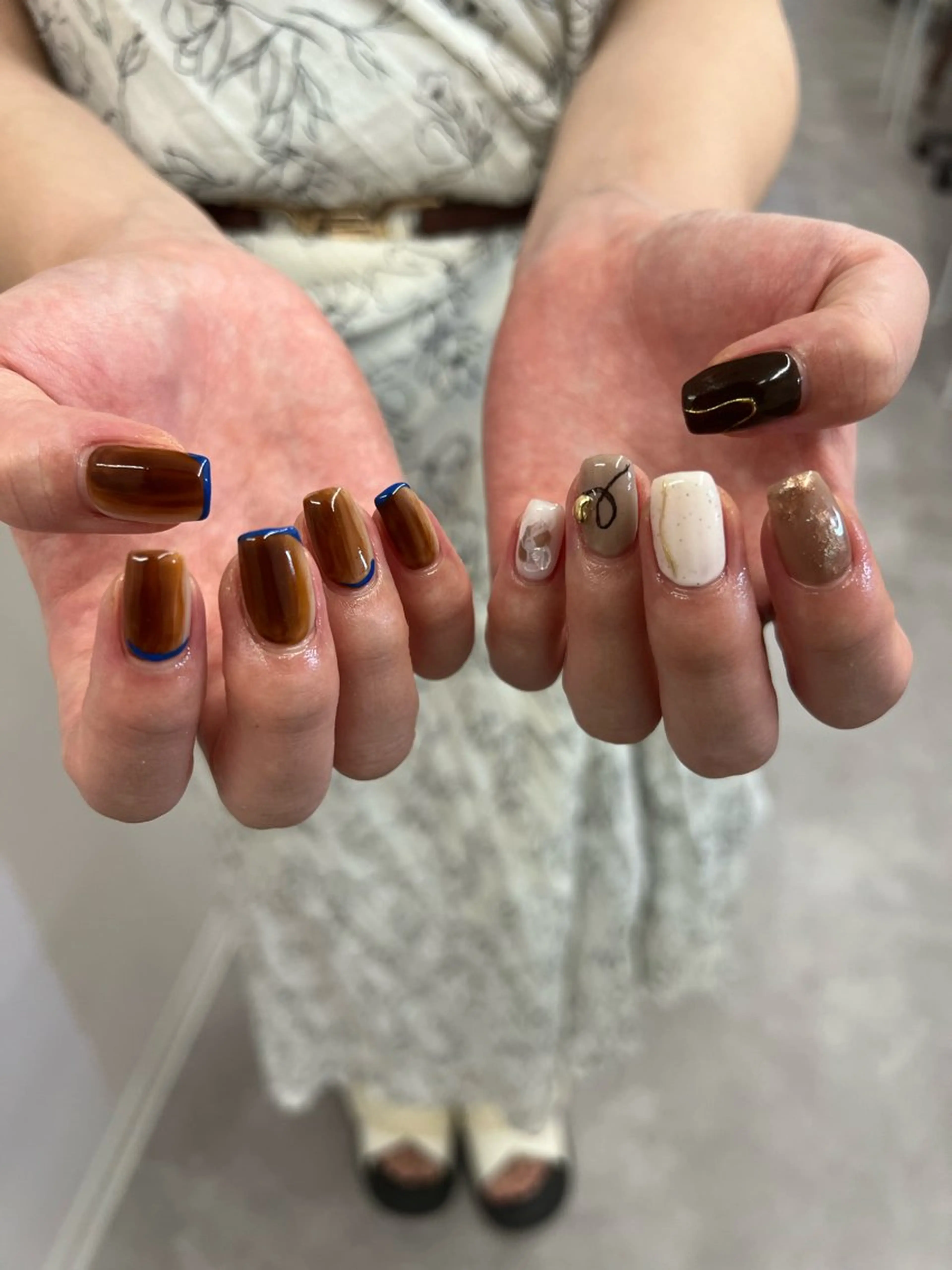ネイル ブラウン ジェルネイル グラデーション 韓国ネイル マグネットネイル ハンドネイル ハンドケア Bana_ Nailのネイルデザイン