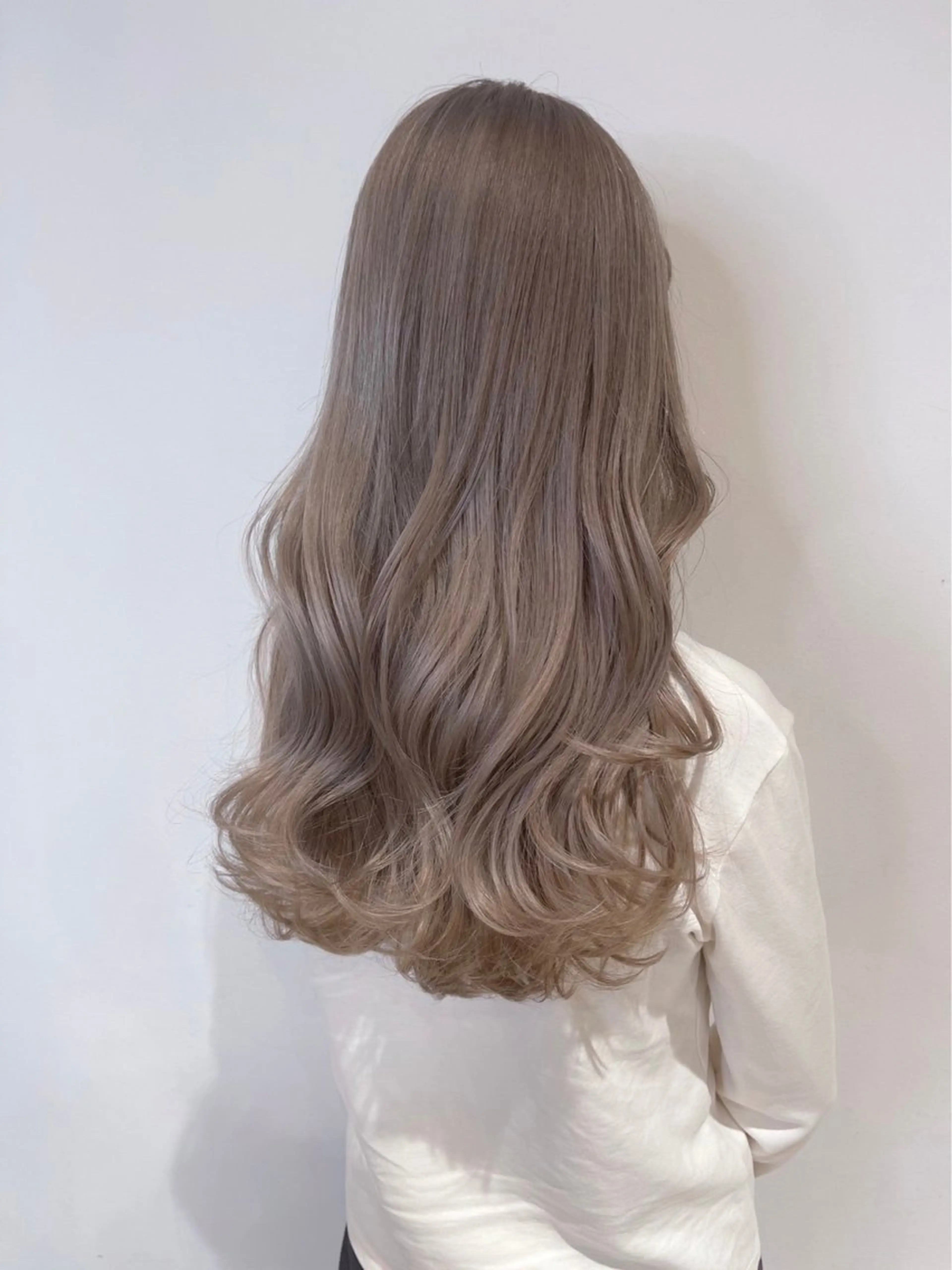 ロング 推し活に可愛く艶モテ カラー/巻きキョウコのヘアスタイル