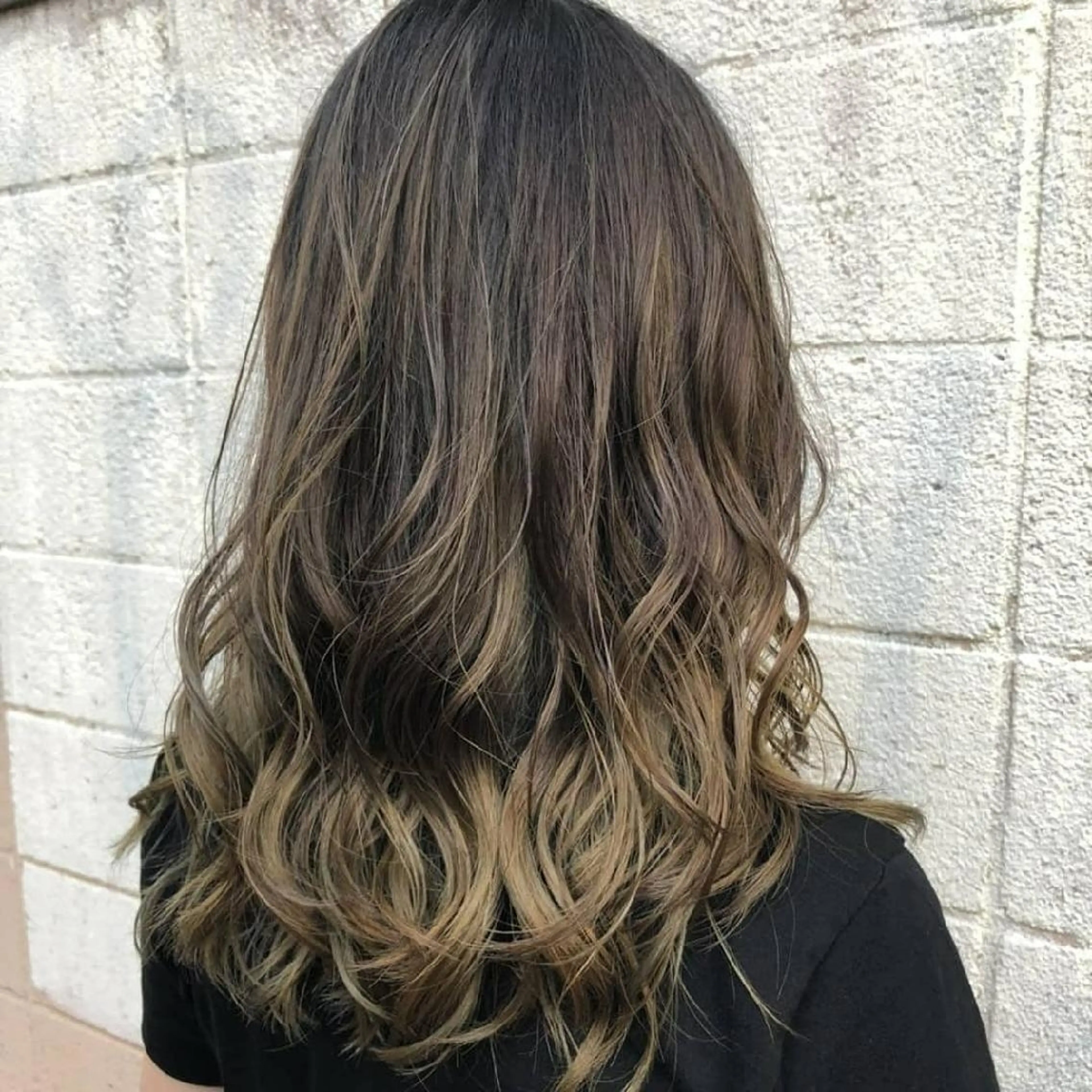 ミディアム カラー バレイヤージュ グラデーションカラー グレージュ ハイライトカラー ハイライト カット ヘアカラー AKAMEE 表参道所属・✨褒められショート✨ 井上雄輝のヘアスタイル