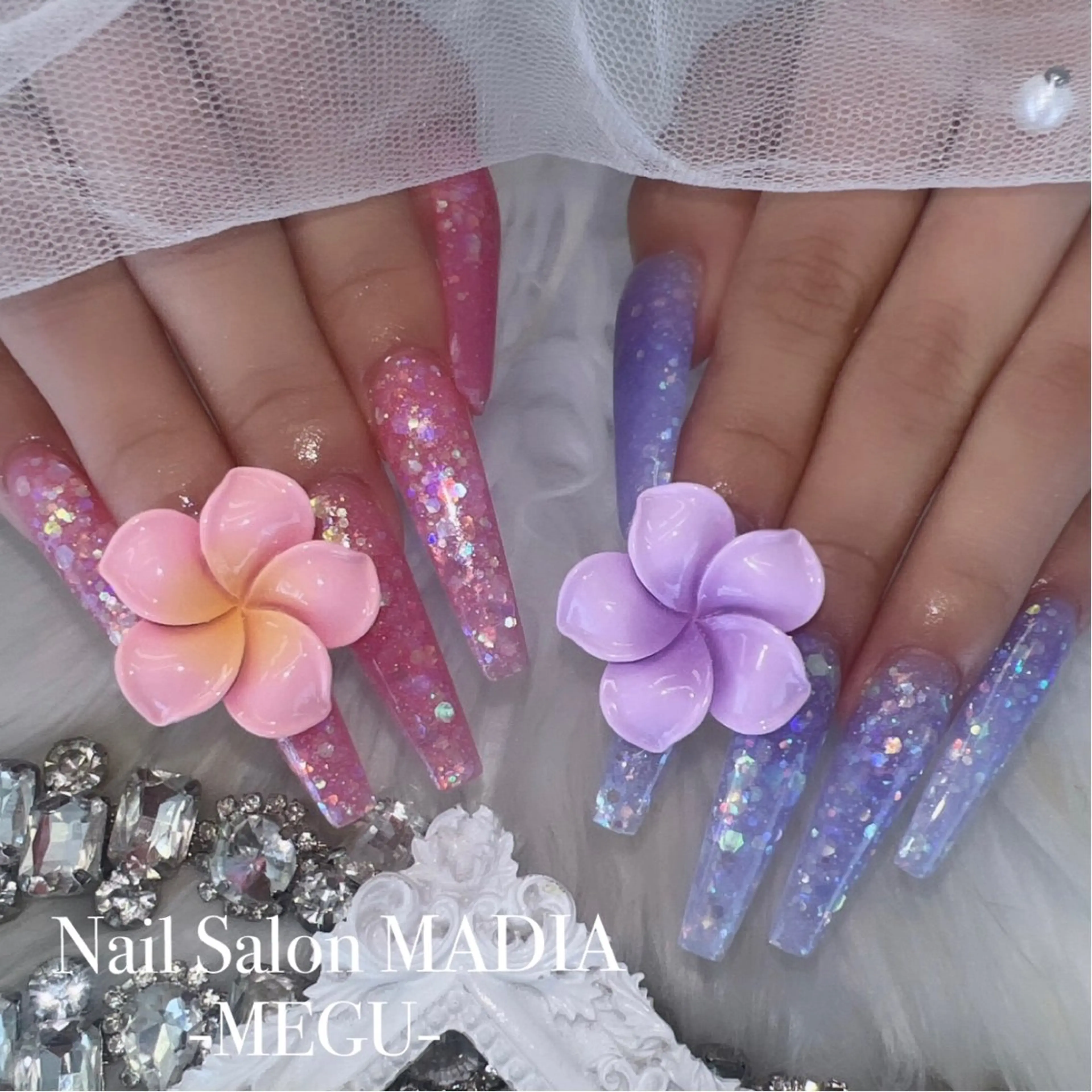 ネイル MADIA藤沢所属・MADIA MEGUのネイルデザイン