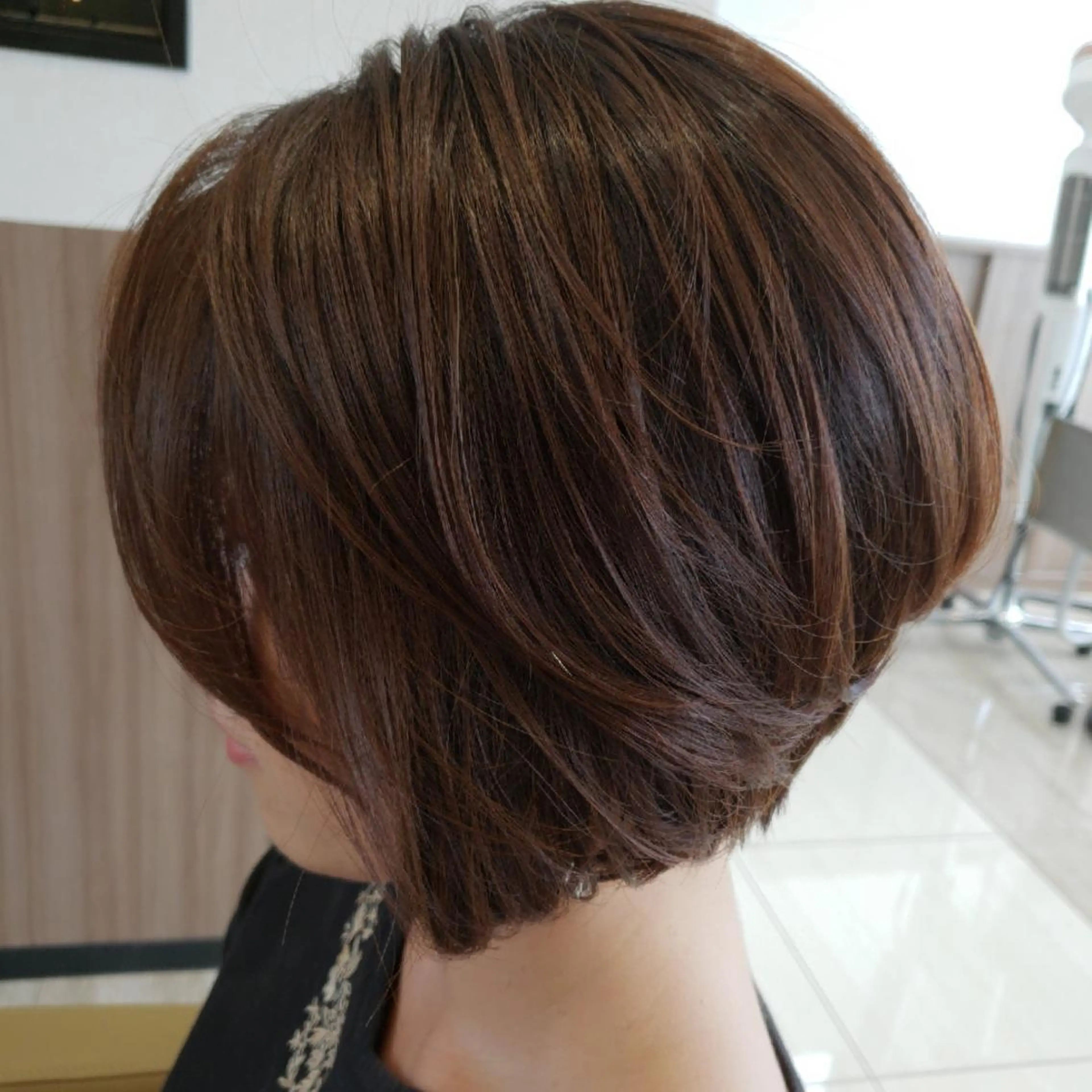 ショート ボブ ma cherie 三浦直美のヘアスタイル