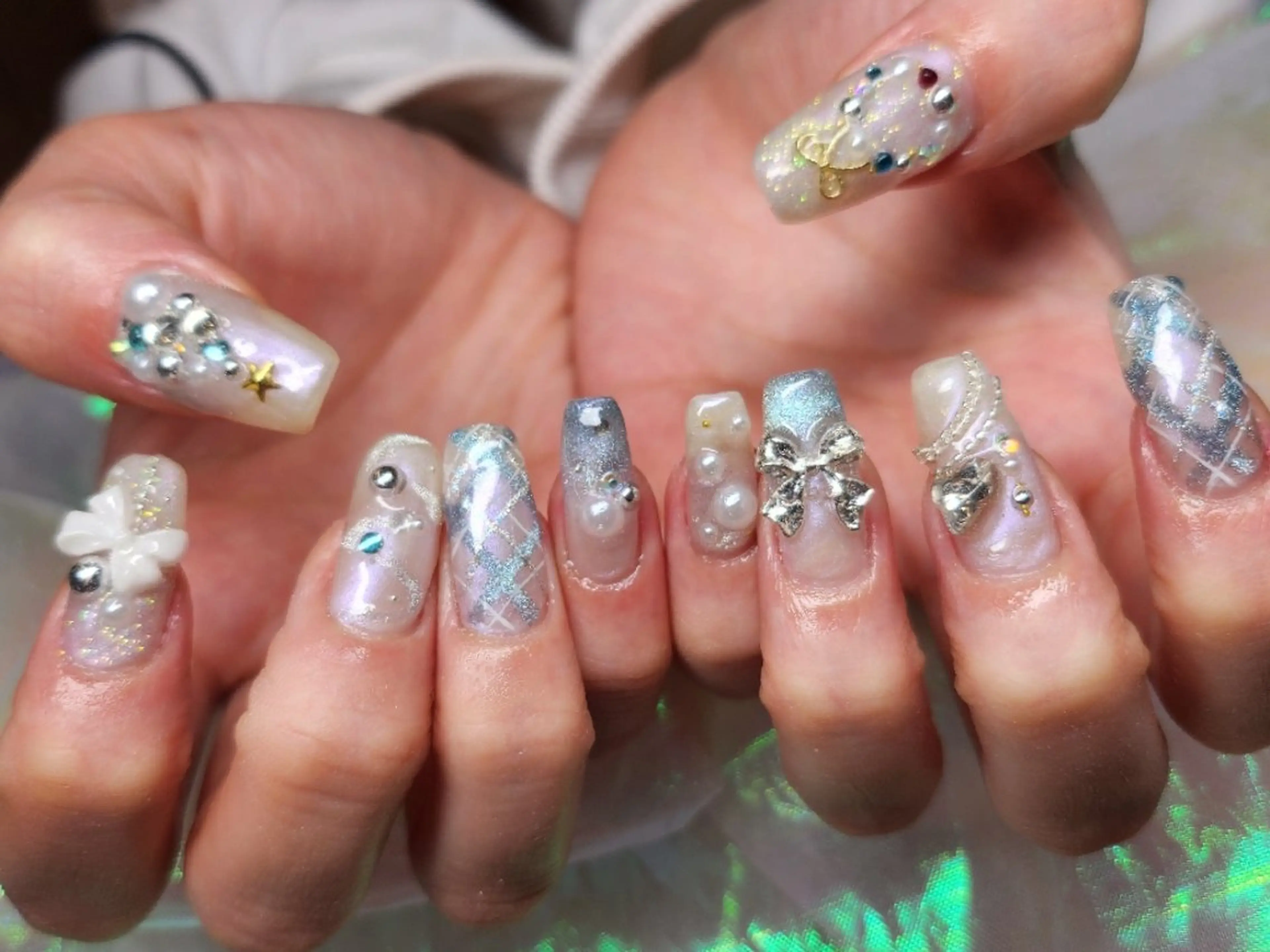 ネイル ハンドネイル 💜bora .のネイルデザイン