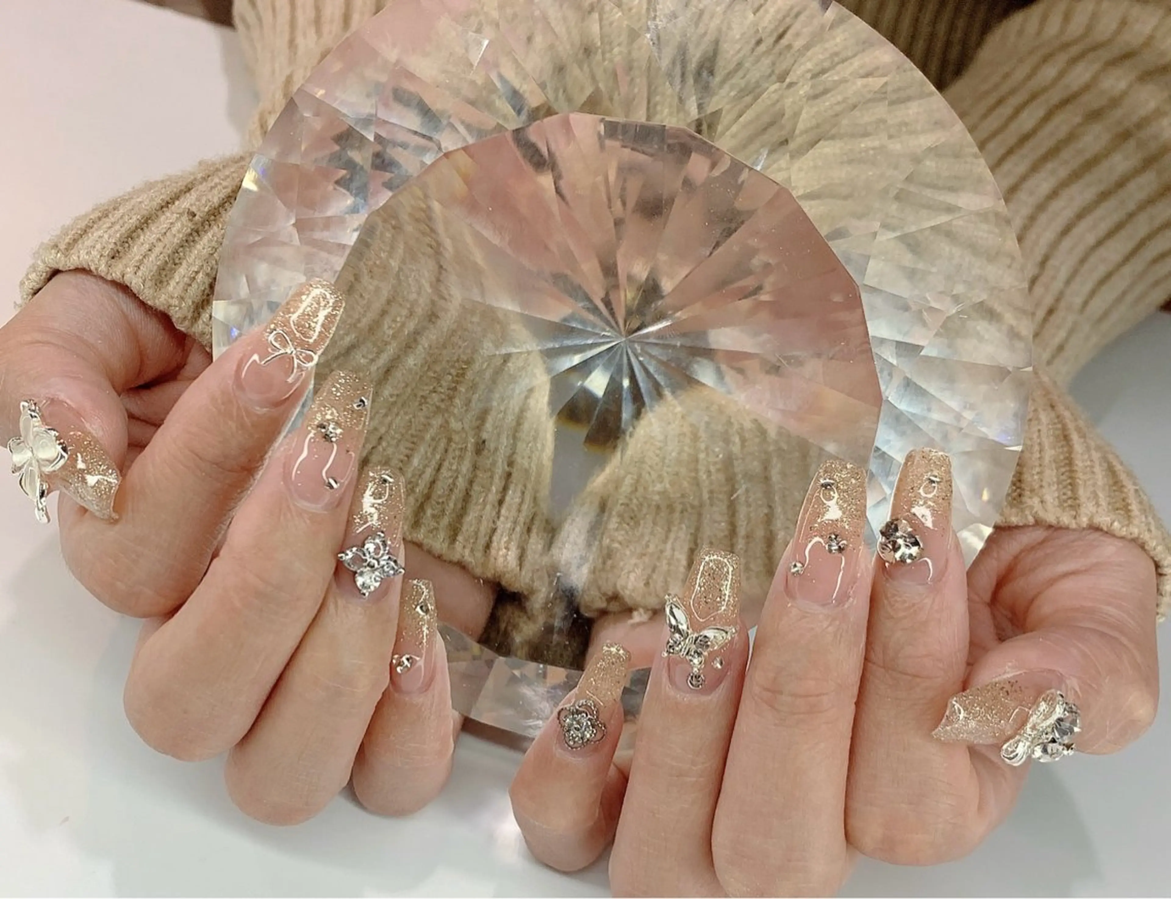 ネイル ハンドネイル LoaChaton kaeのネイルデザイン