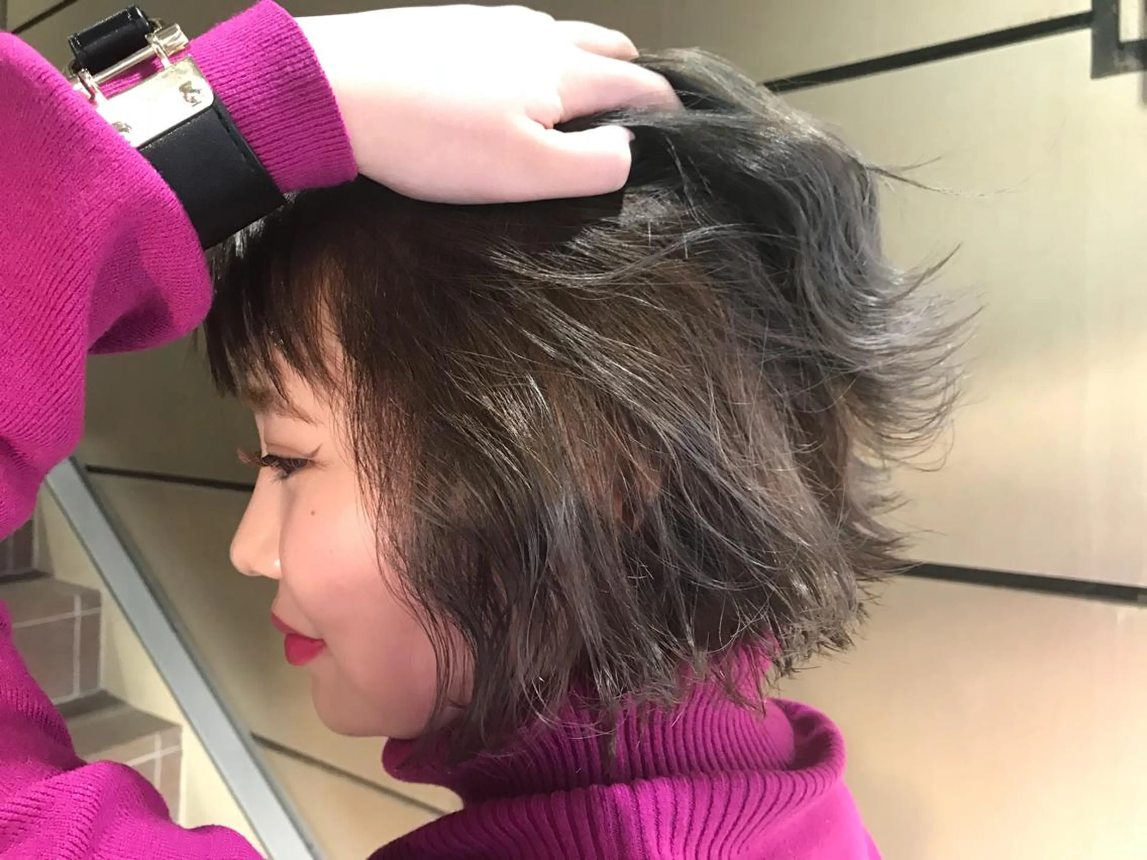 カラー シルバー 再現度&髪質改善 LISAのヘアスタイル