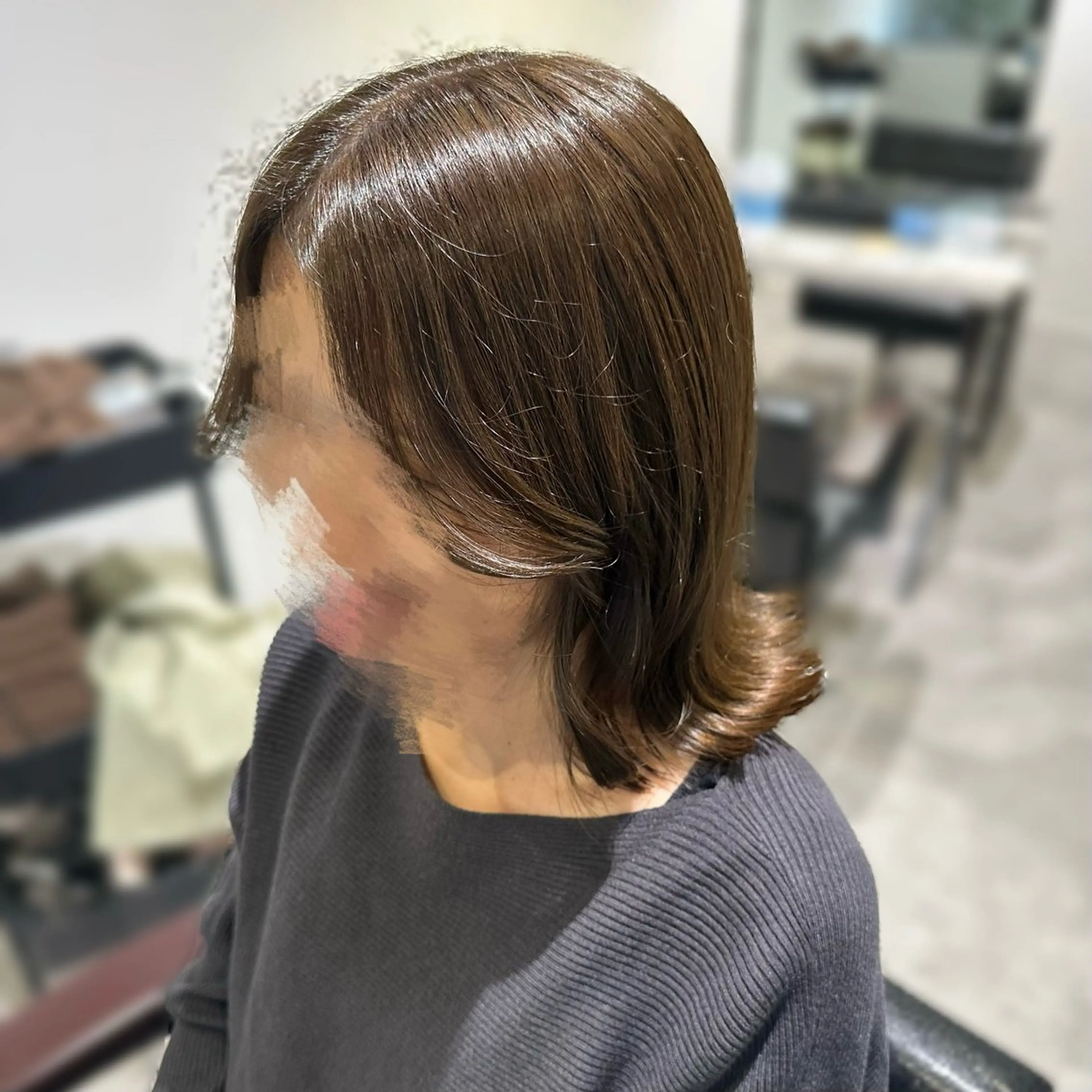 ミディアム カラー カット ヘアカラー 岩本みるか/ 暖色カラー/ベージュのヘアスタイル