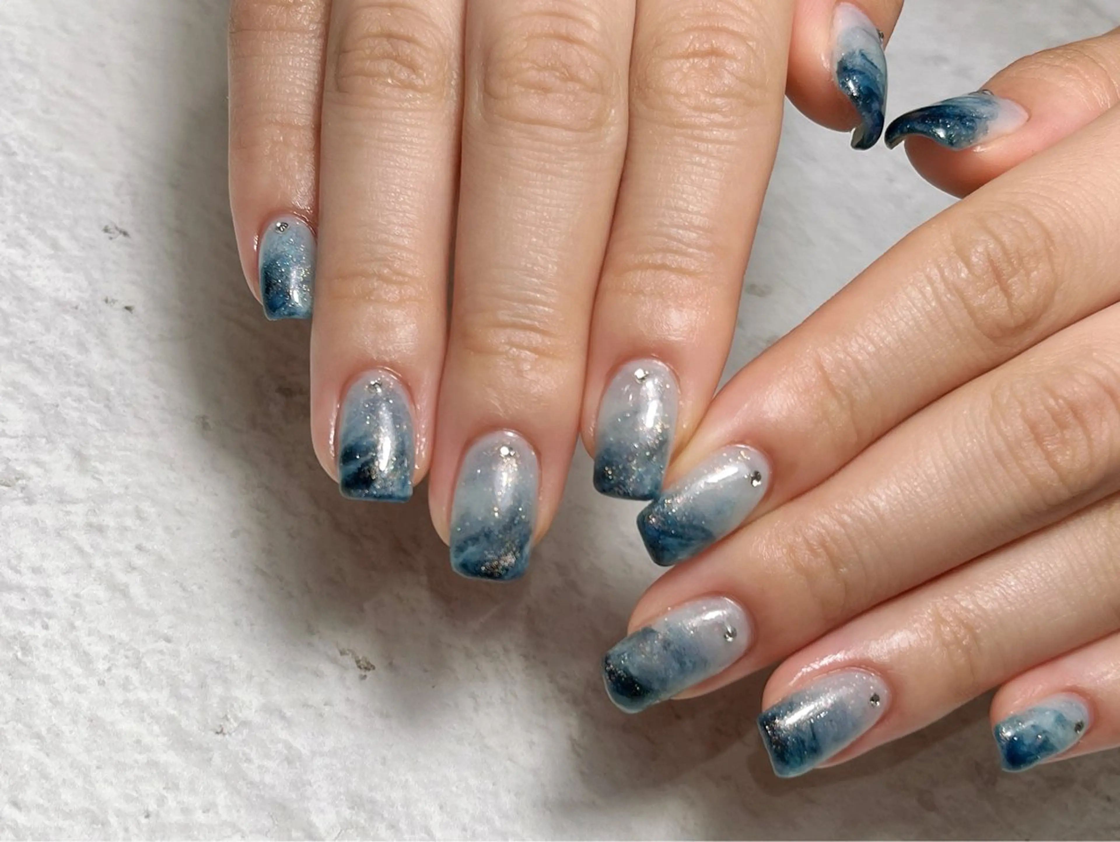 ネイル ERFOLG　GINZA横浜駅店所属・ERFOLG横浜店 石橋しのぶのネイルデザイン