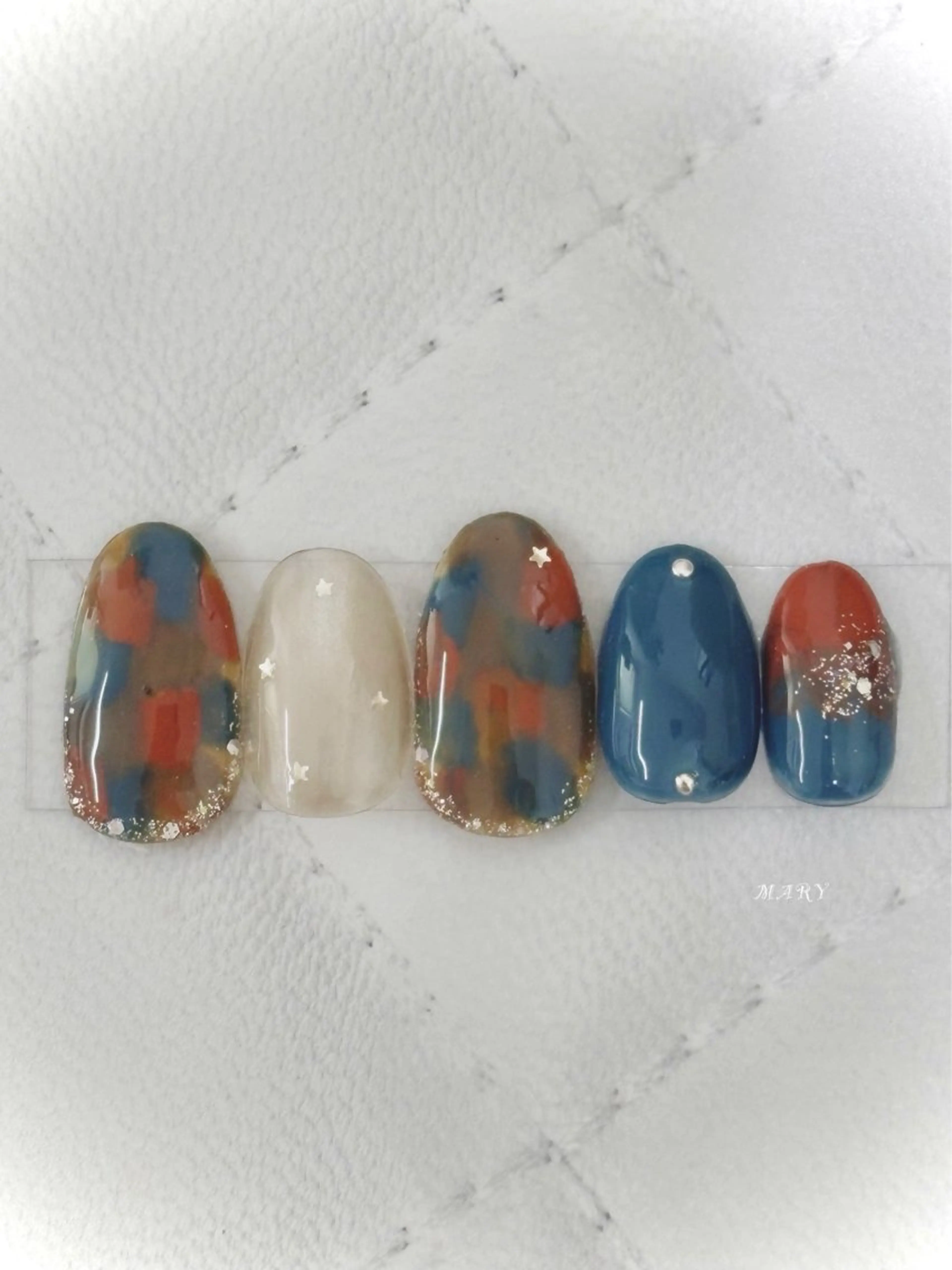 ネイル マグネットネイル ニュアンスネイル ワンカラーネイル ハンドネイル Mary nail所属・Mary nail .narumiのネイルデザイン