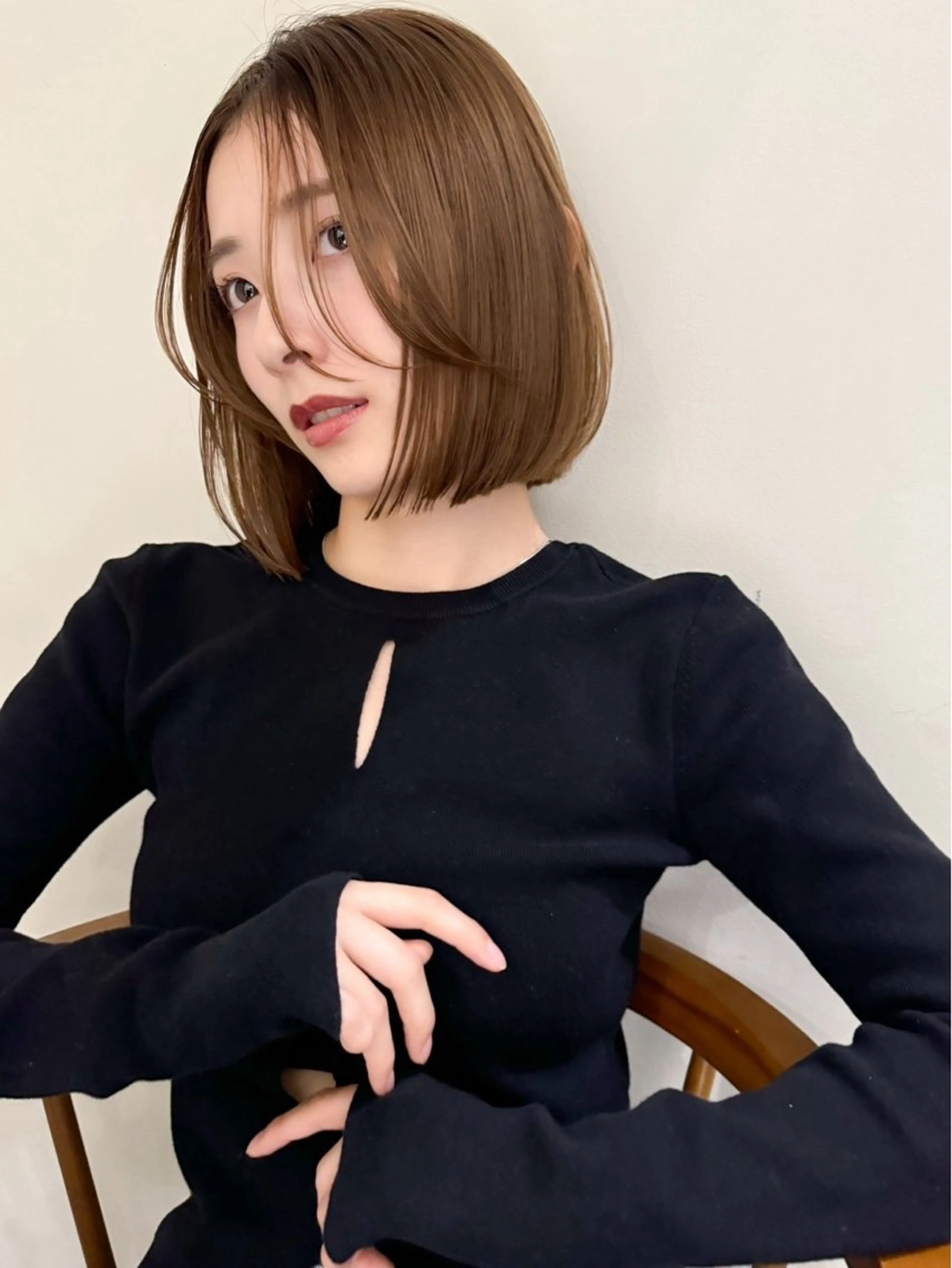 ショート カラー ベージュカラー ブリーチ 透明感カラー ブリーチなしカラー ボブ 透明感ベージュ/ボブ /表参道 yunaのヘアスタイル