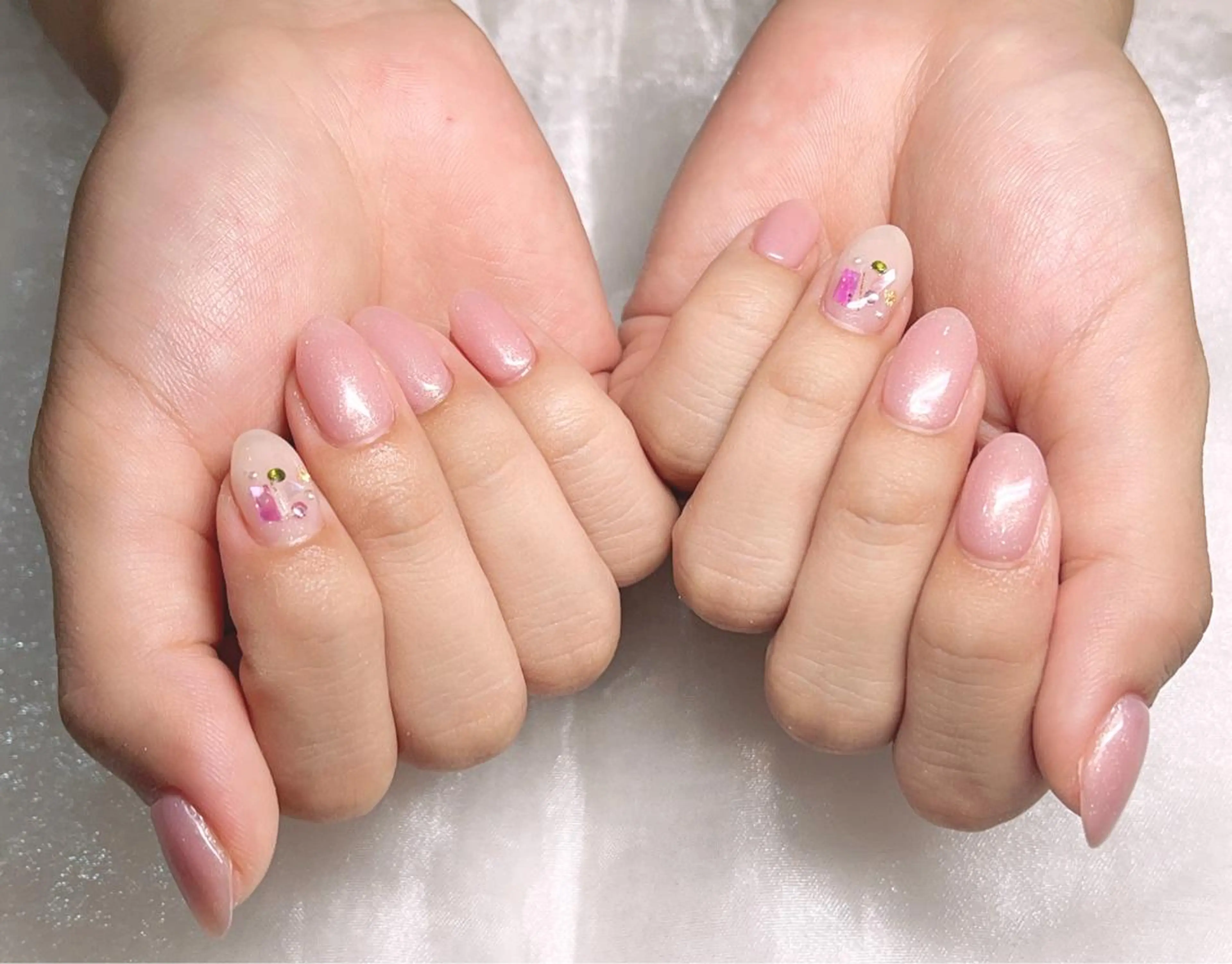 ネイル ハンドネイル ハンドケア Rarity ネイルサロン所属・Rarity ネイルサロンtitiのネイルデザイン