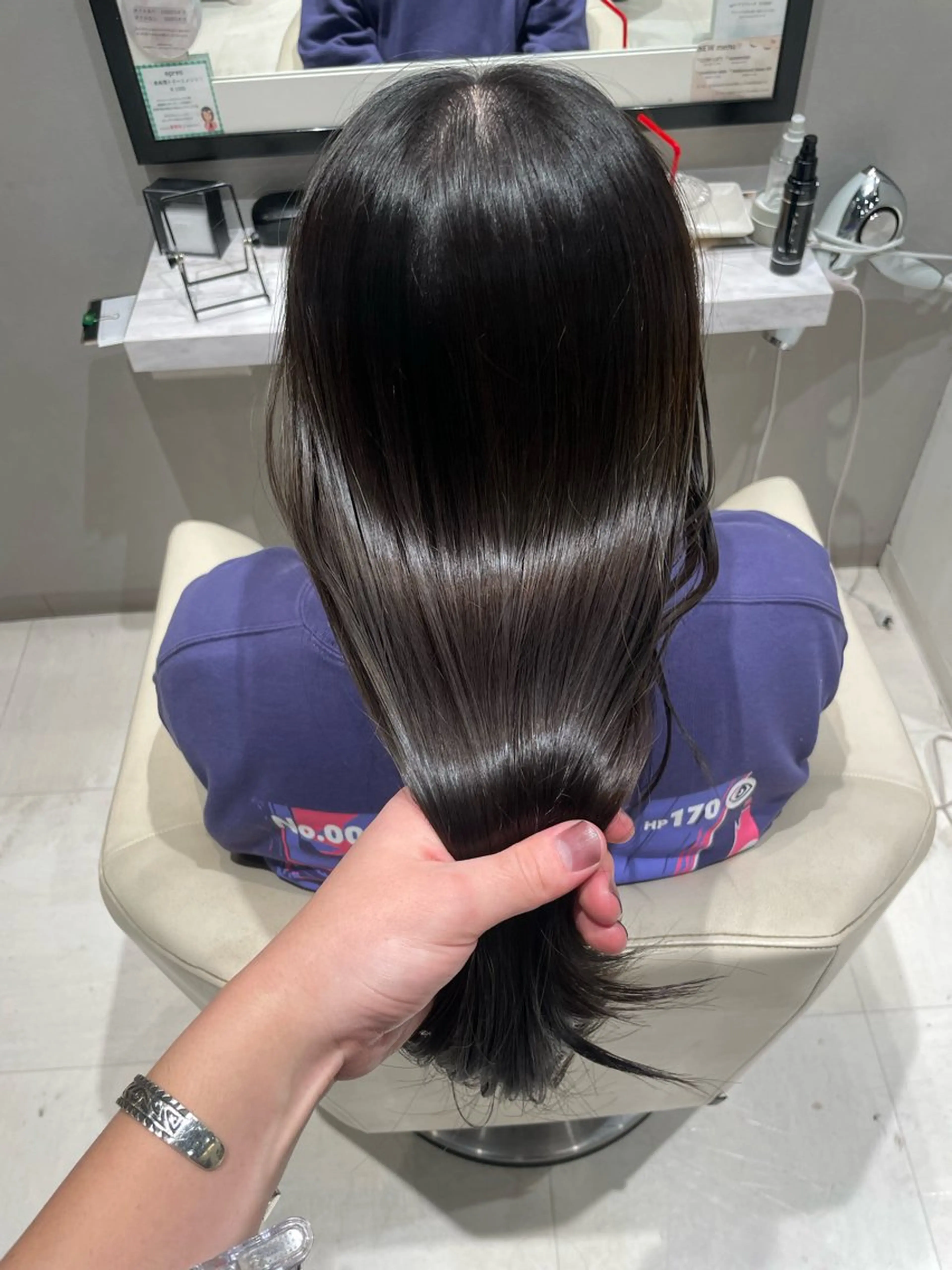 ロング カラー グレージュ k-twoたき✨艶感 カラー/美髪矯正のヘアスタイル