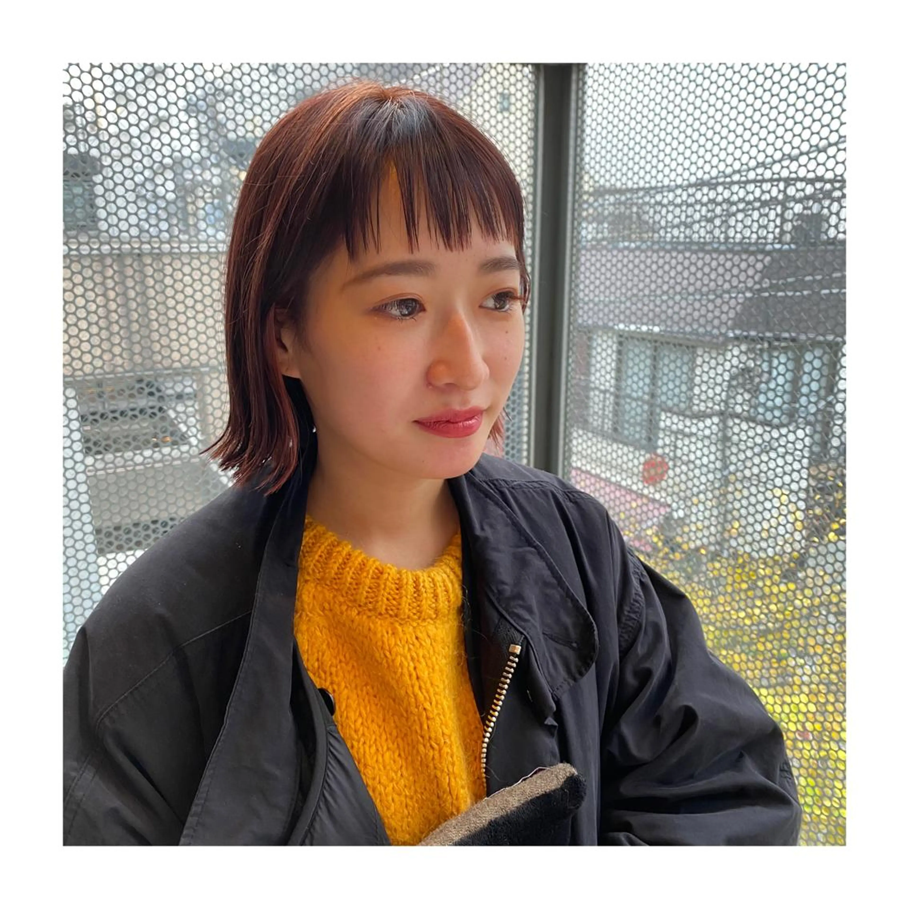ショート ボブ オン眉 外ハネヘア YinYang所属・川﨑 章弘のヘアスタイル