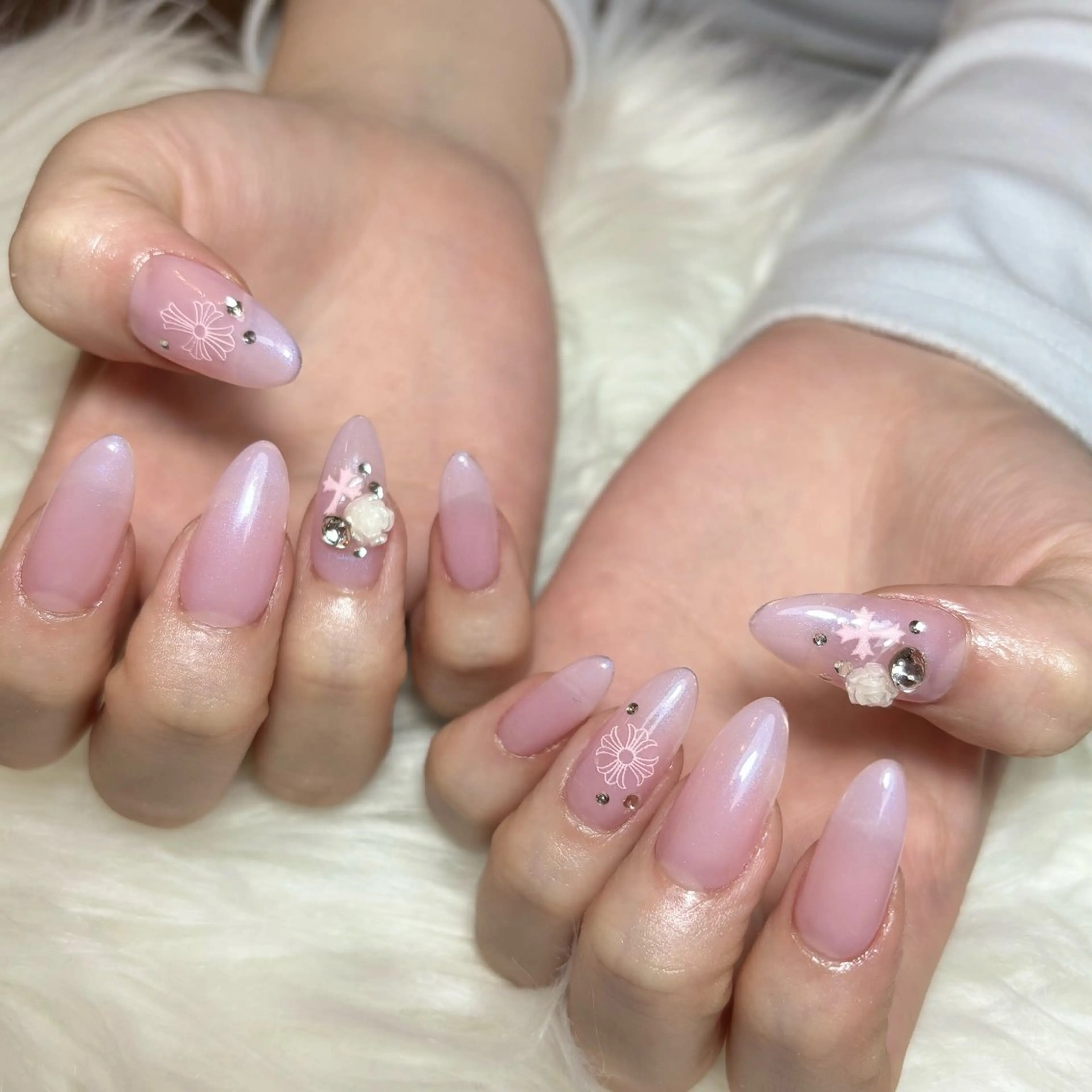 ネイル ハンドネイル Yudia Rikaのネイルデザイン