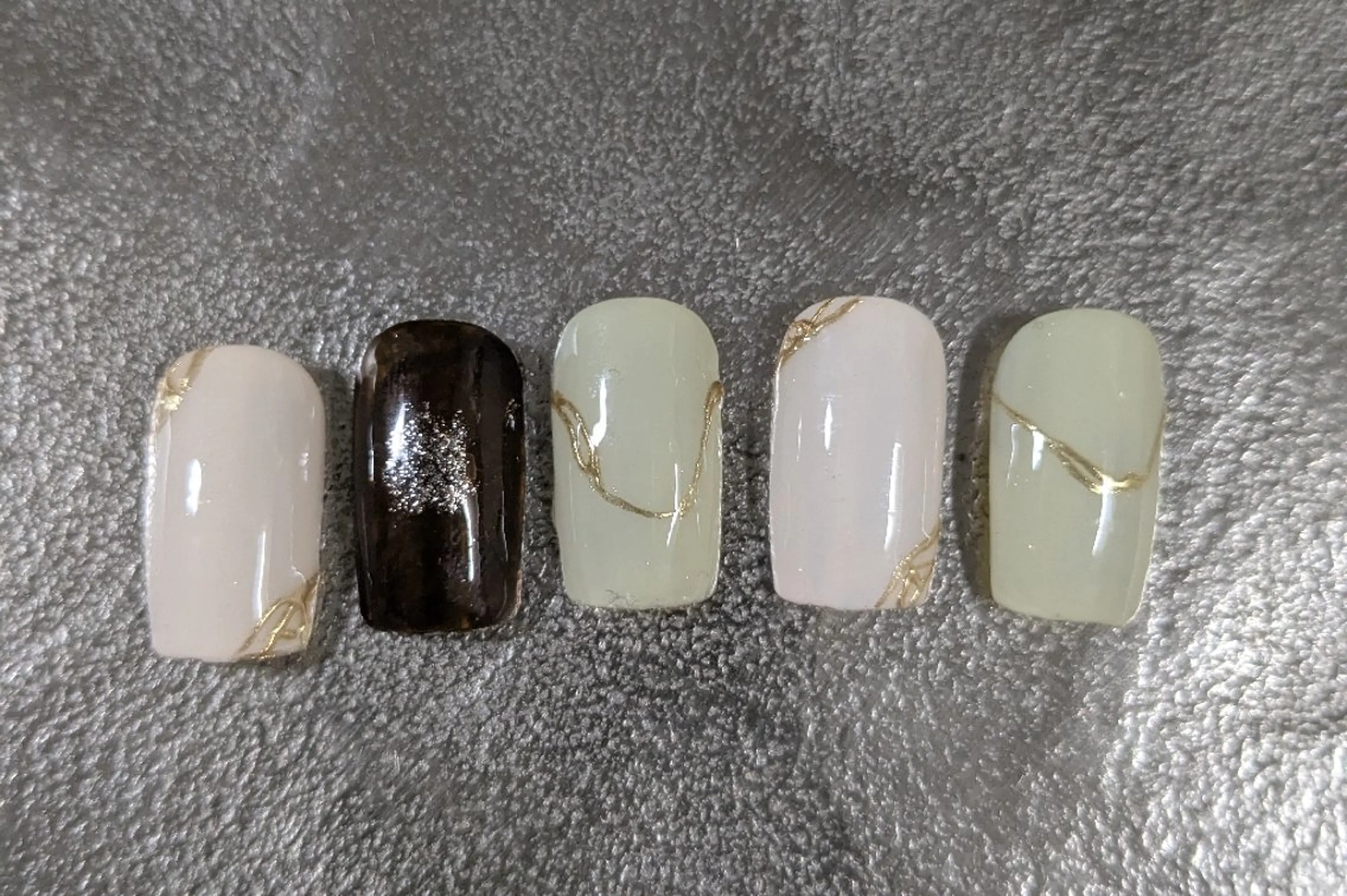 ネイル ハンドネイル mebore/西18 丁目/kaineのネイルデザイン