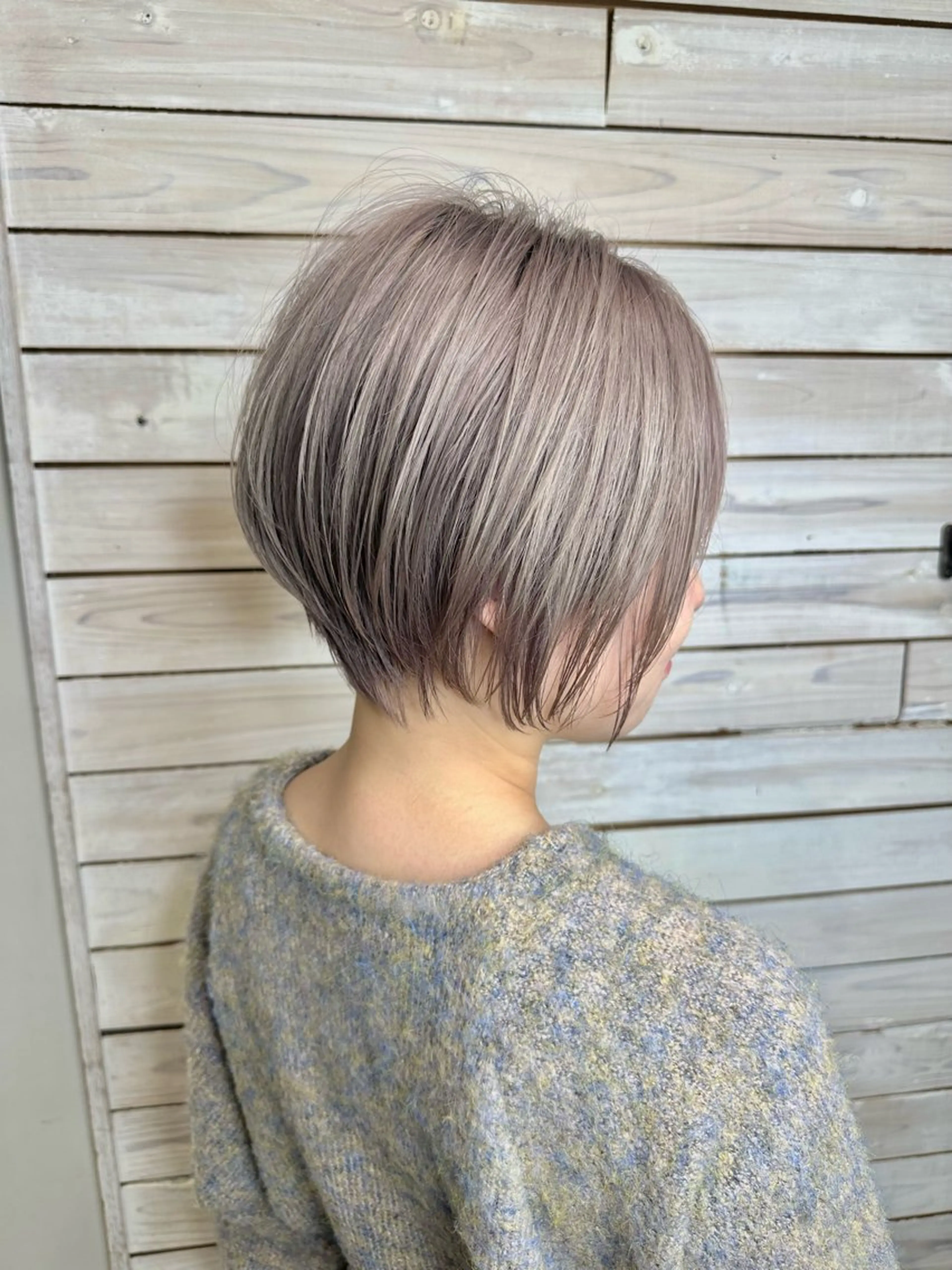 ショート カット ヘアカラー 藤井 一輝のヘアスタイル