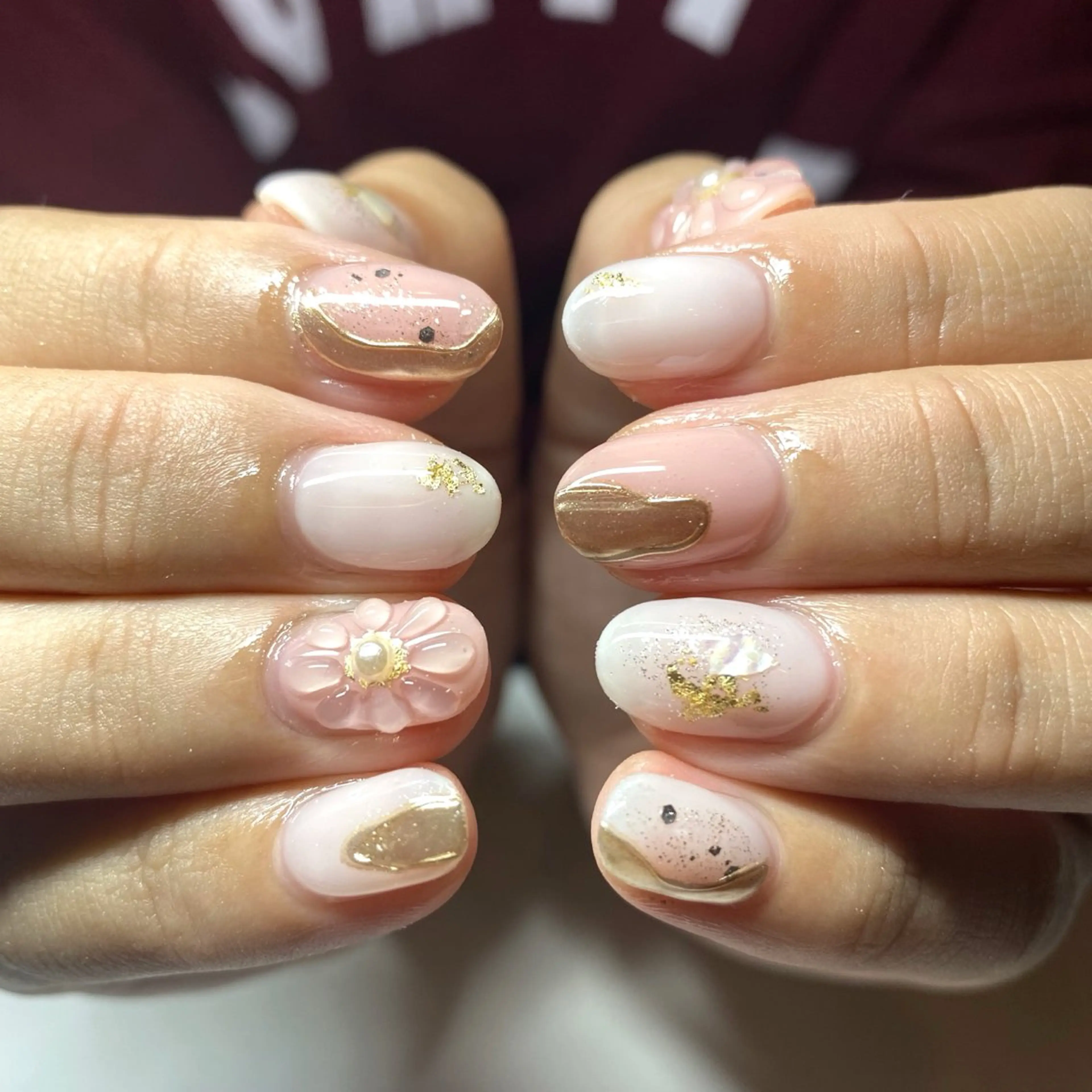 ネイル フラワーネイル ミラーネイル ハンドネイル Nails VINATIのネイルデザイン