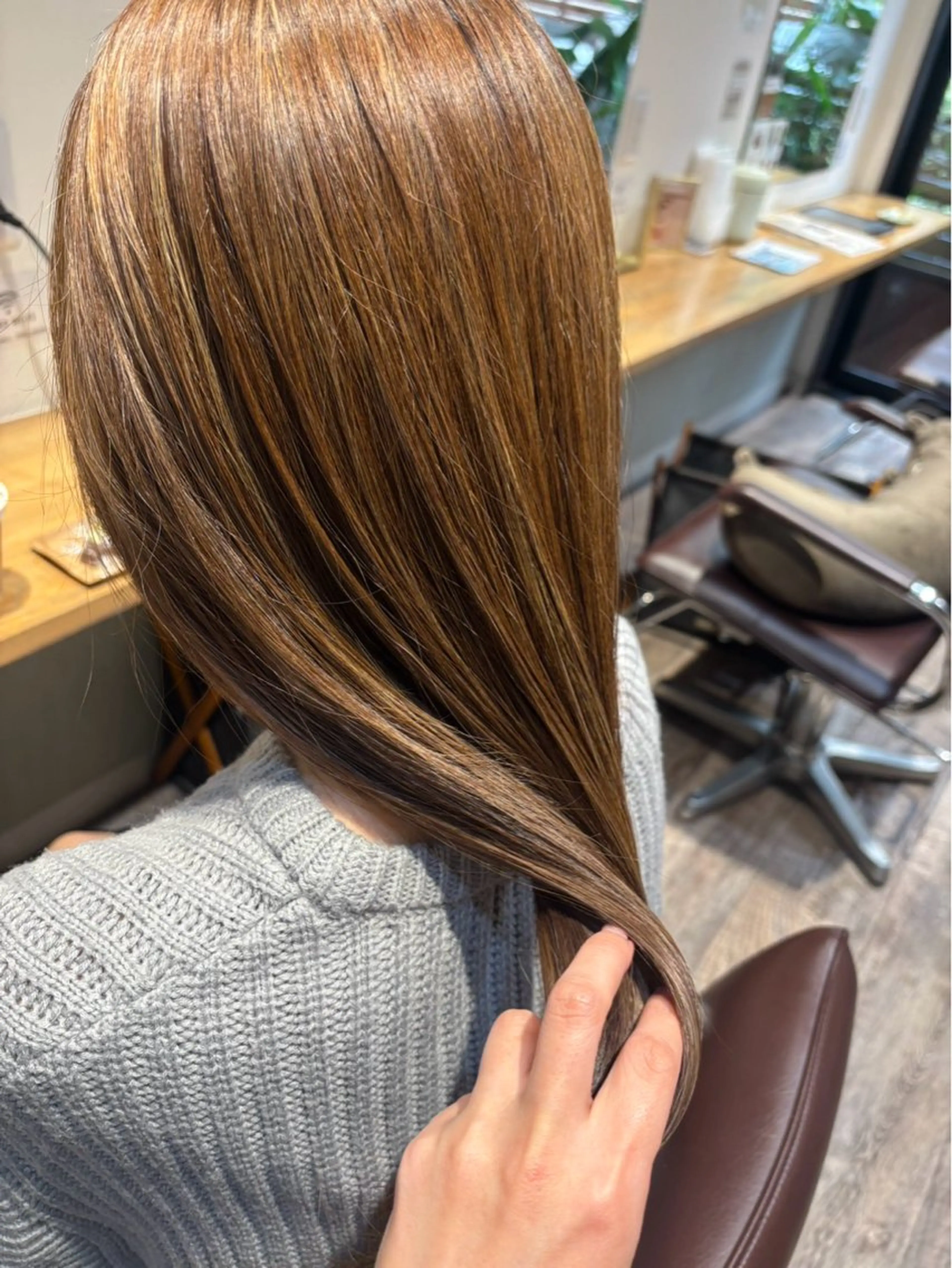 カラー ハイライトカラー ふじたしの/湘南台 ハイライト/カラーのヘアスタイル