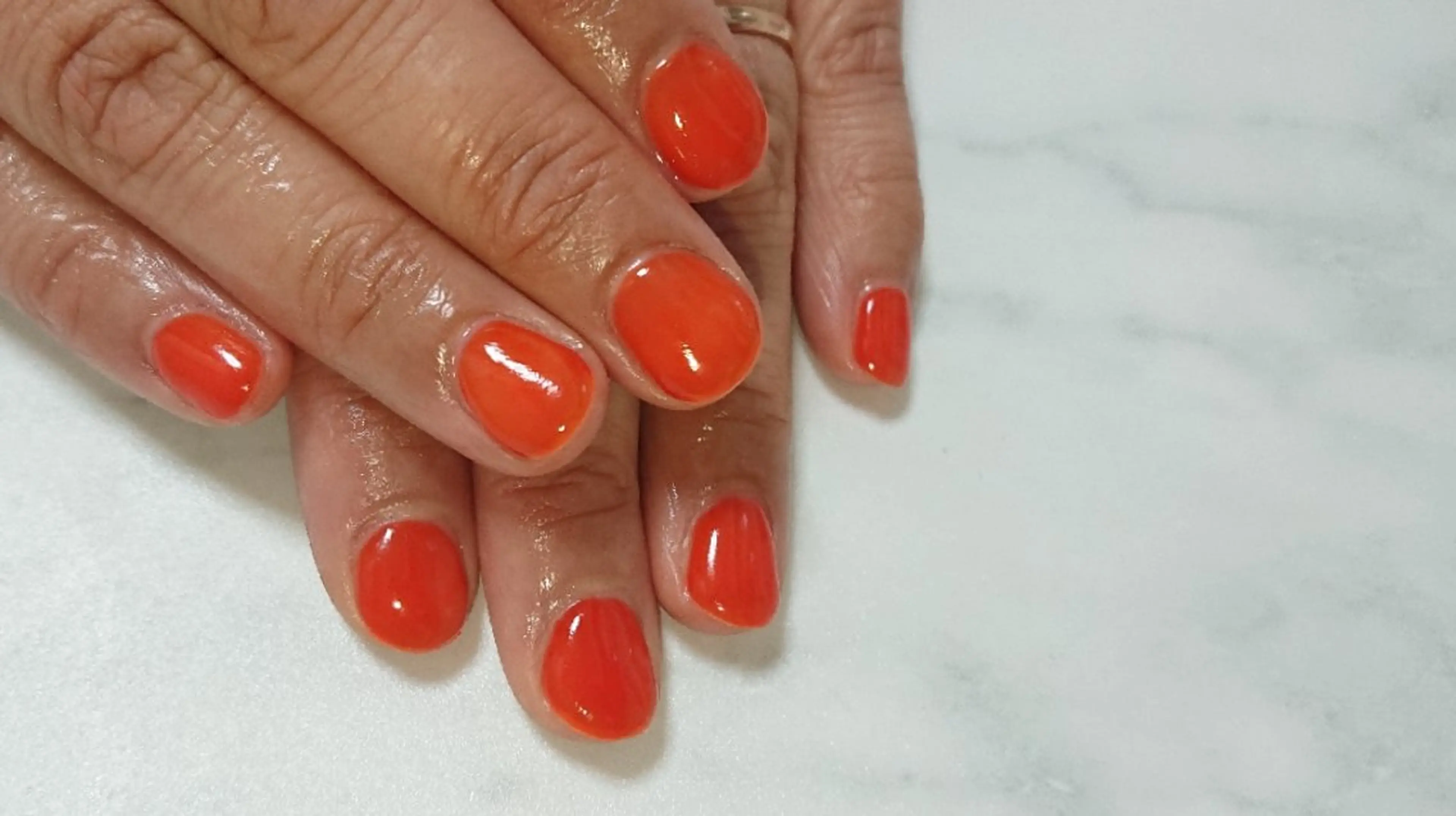 ネイル ワンカラーネイル ハンドネイル shellnail さなえのネイルデザイン