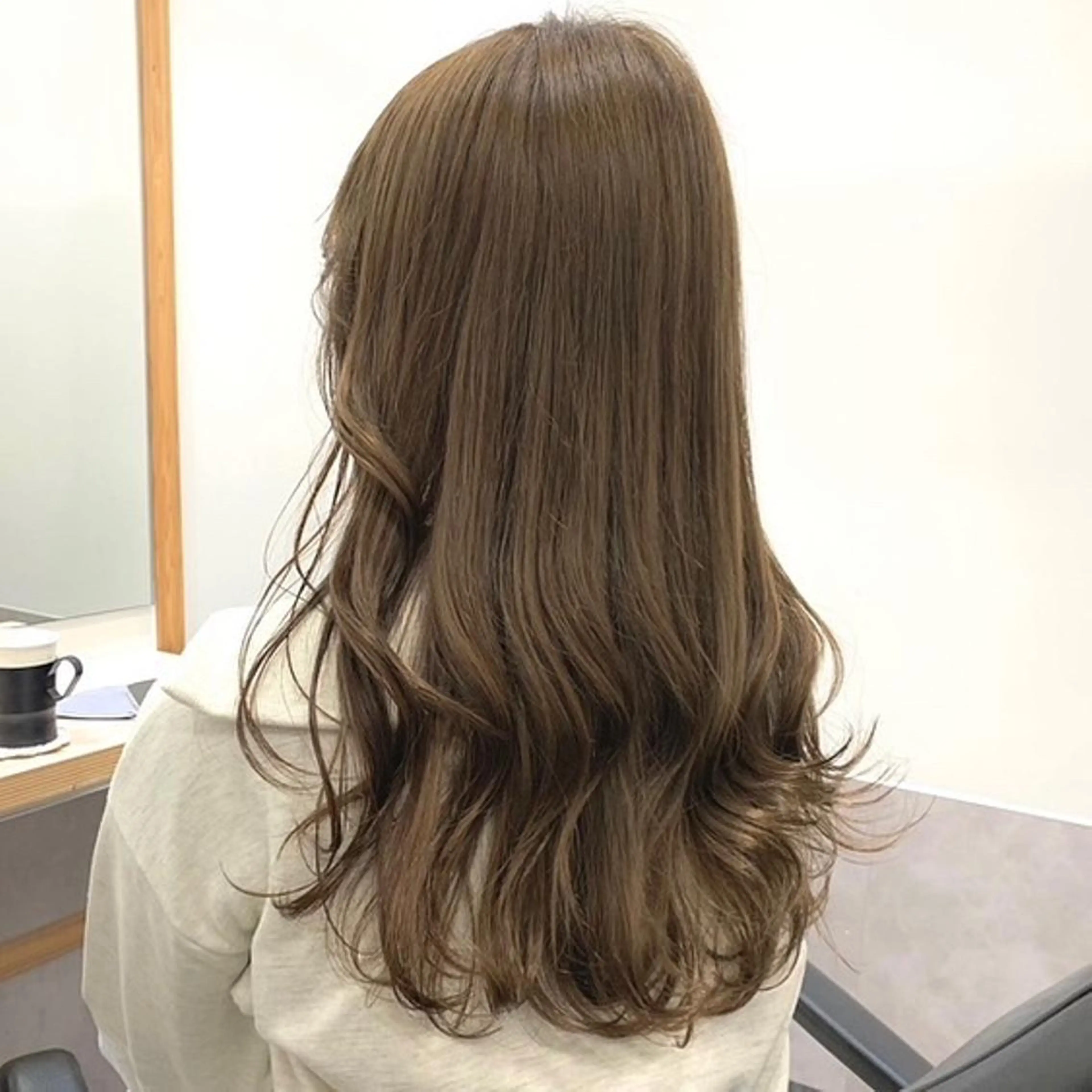 ロング カラー ベージュカラー 透明感カラー ダブルカラー カット ヘアカラー GO TODAY SHAiRE SALON所属・SAKINO． ベージュカラーのヘアスタイル