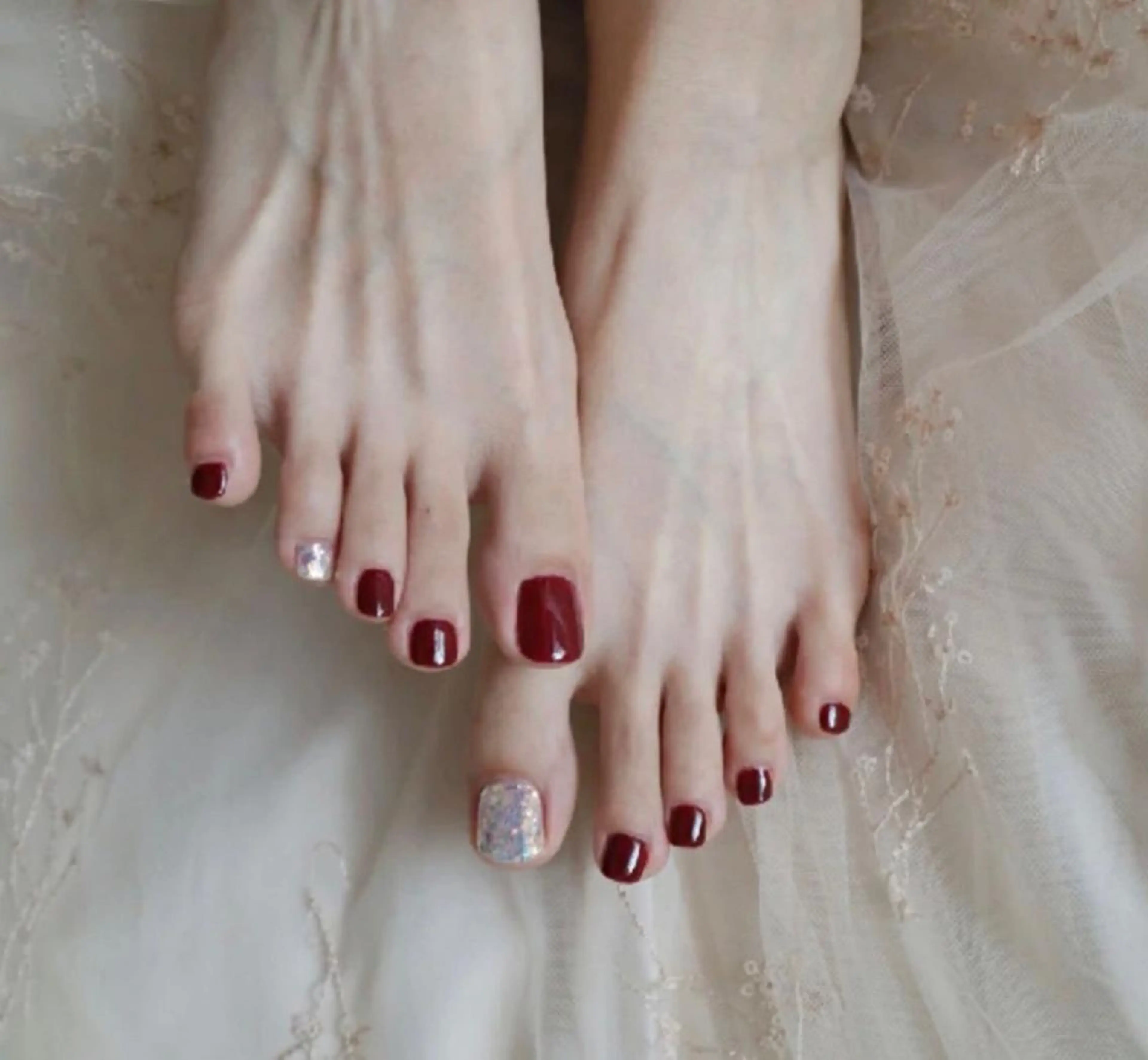 【初回オフ無料】FOOT ワンカラー&ラメの写真