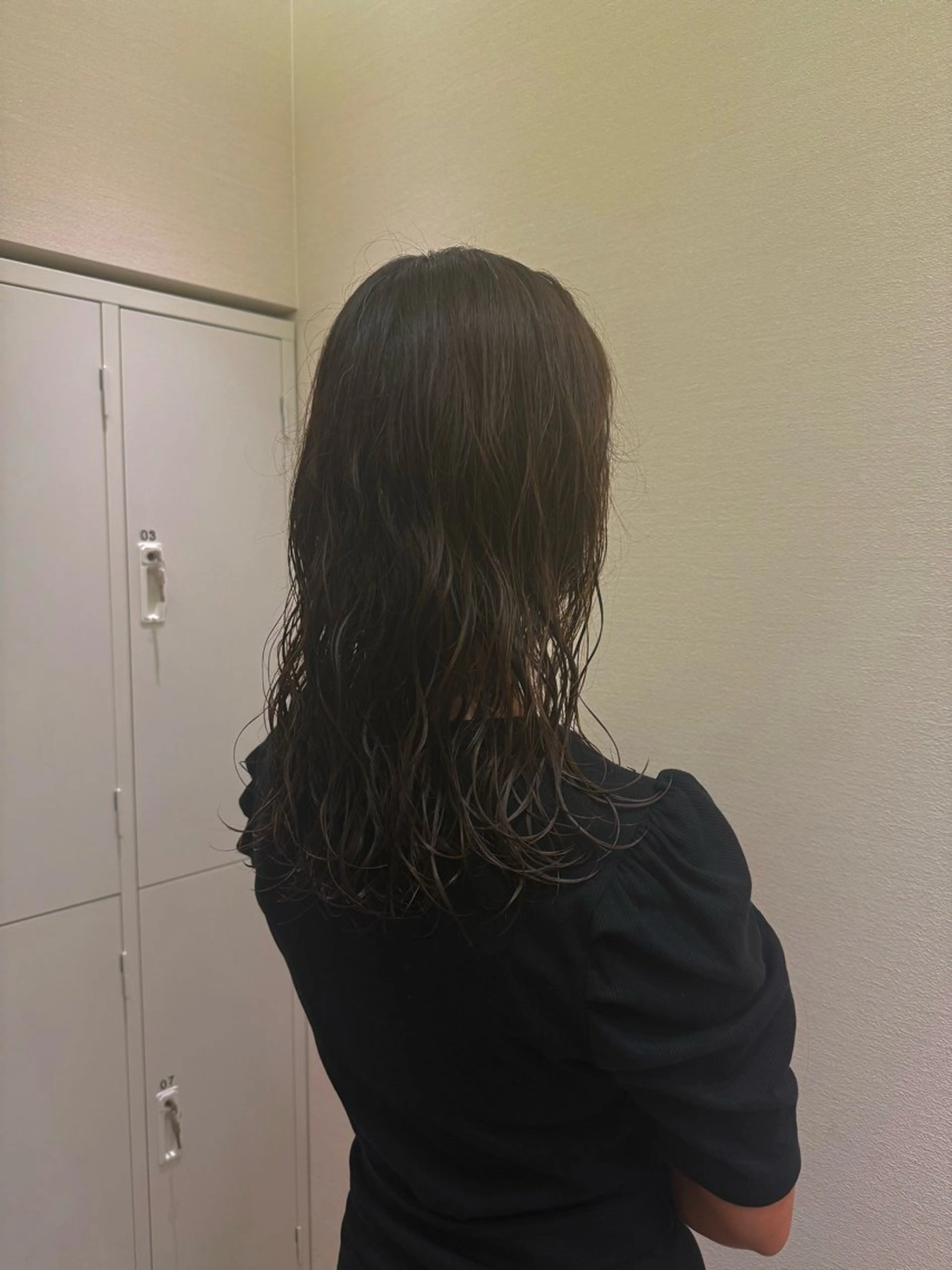 ミディアム パーマ ミディアムパーマ カット ヘアカラー パーマ トリートメント RosierBlue 工藤のヘアスタイル