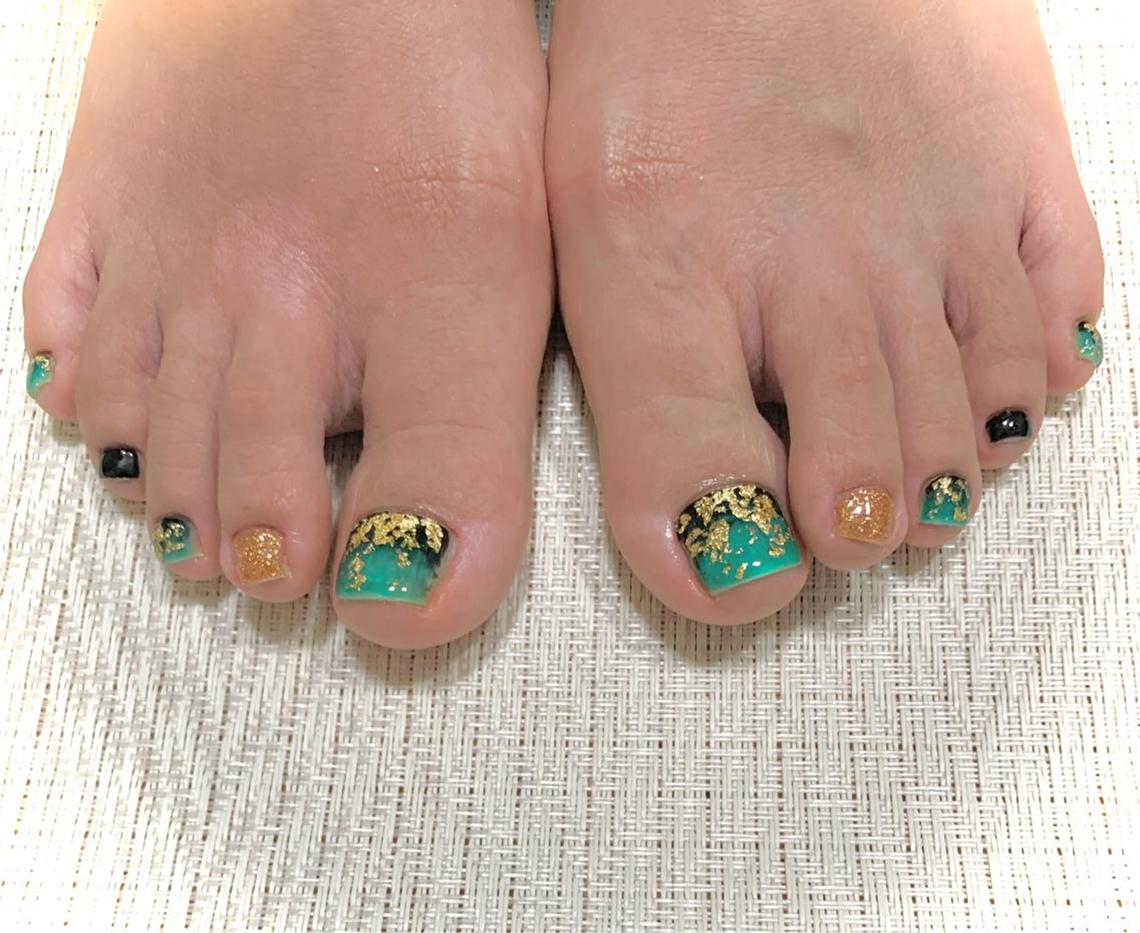 ネイル アートネイル フットネイル 持ち込み スカルプネイル シンプルネイル ハンドネイル フットネイル Adite nailのネイルデザイン