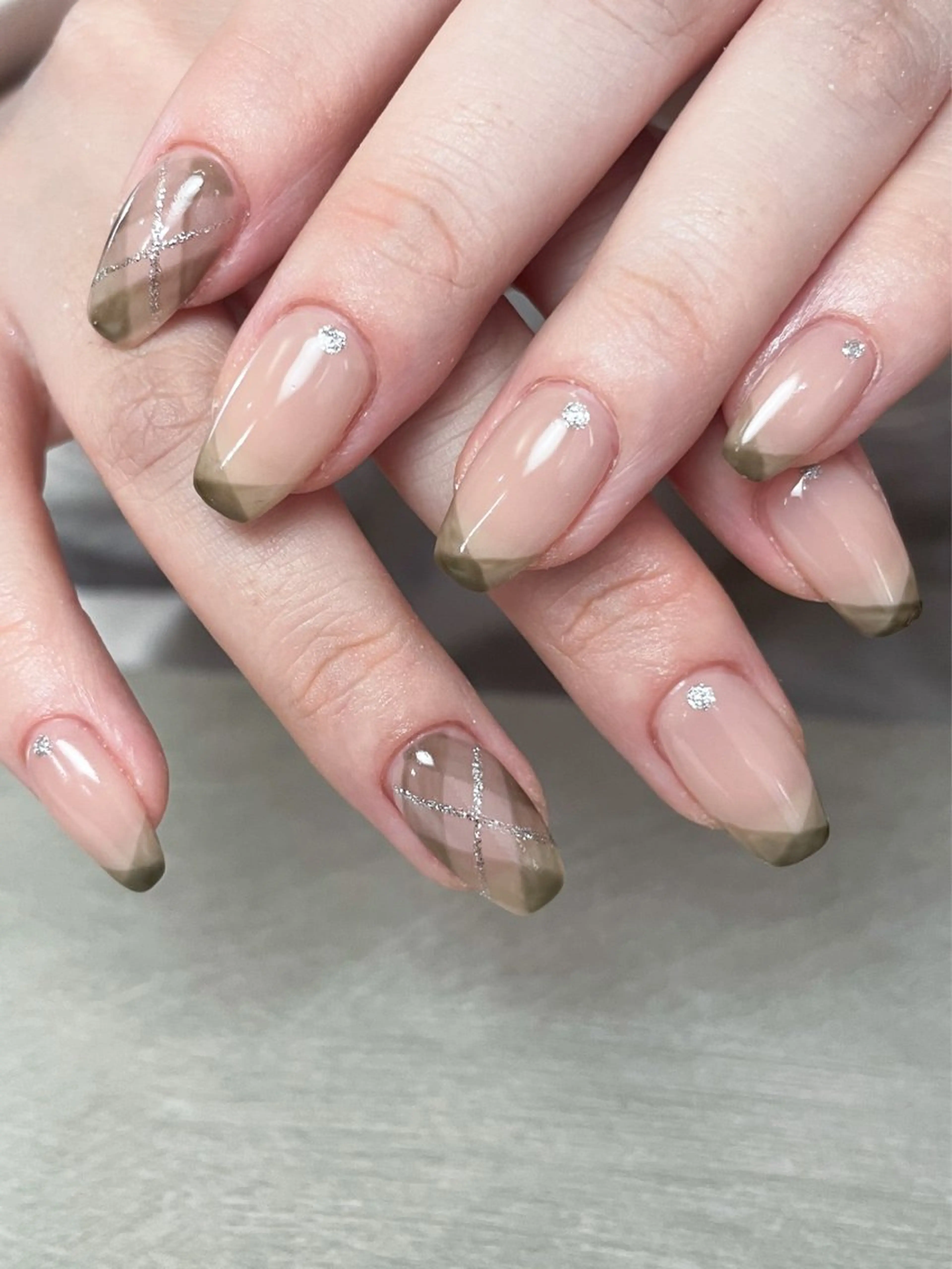 ネイル atelier　FIORITURA所属・FIORITURA aiのネイルデザイン