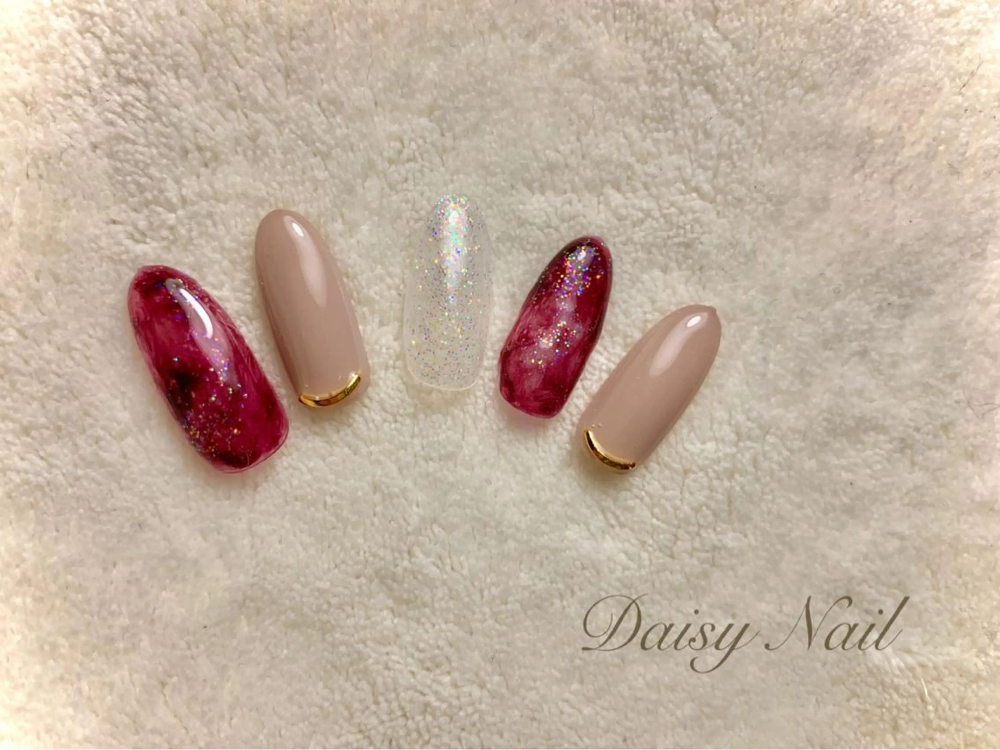 ネイル うる艶♡透明感ネイル Rirashiaのネイルデザイン