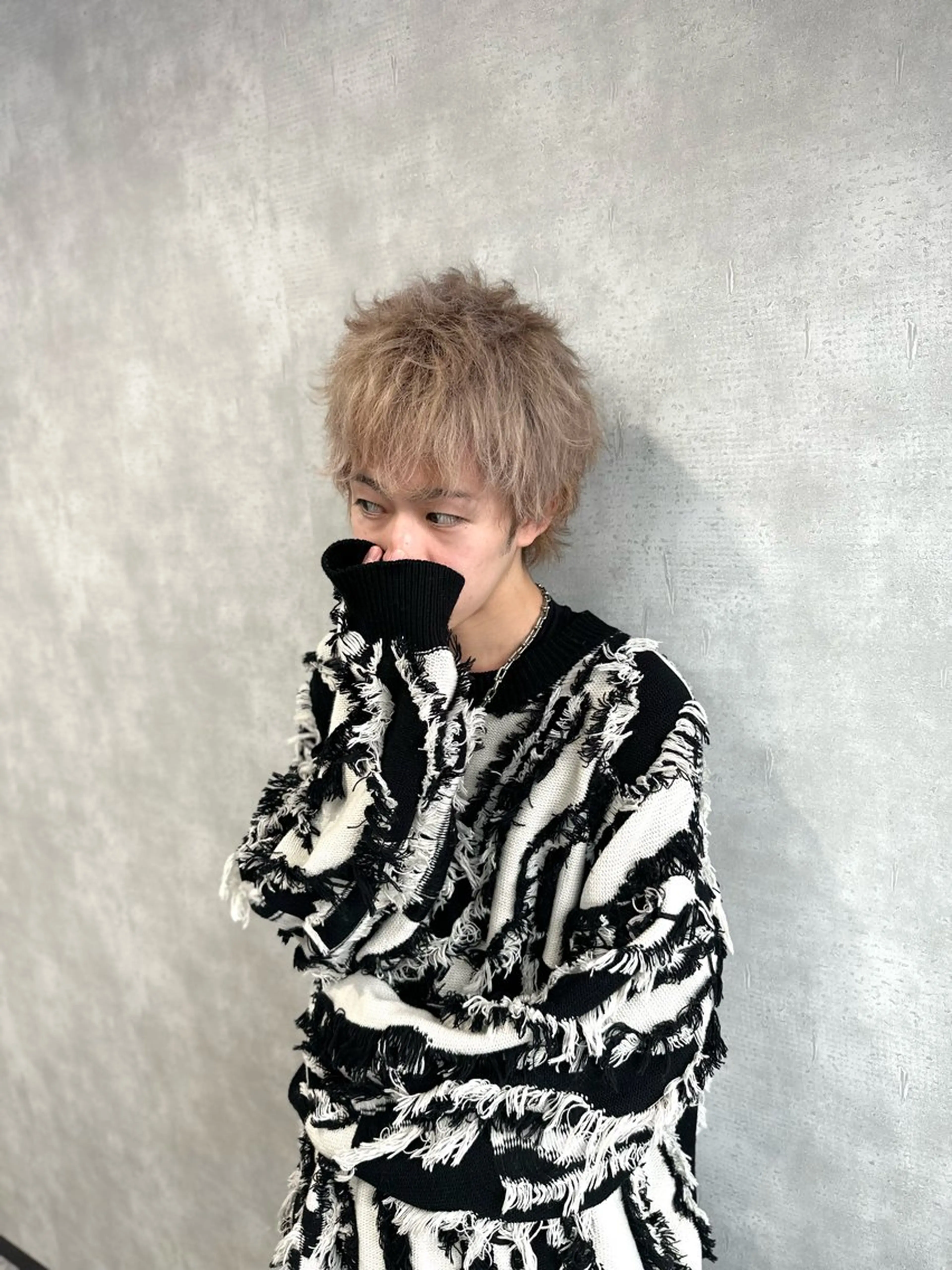 ショート カラー 黒崎 懸のヘアスタイル