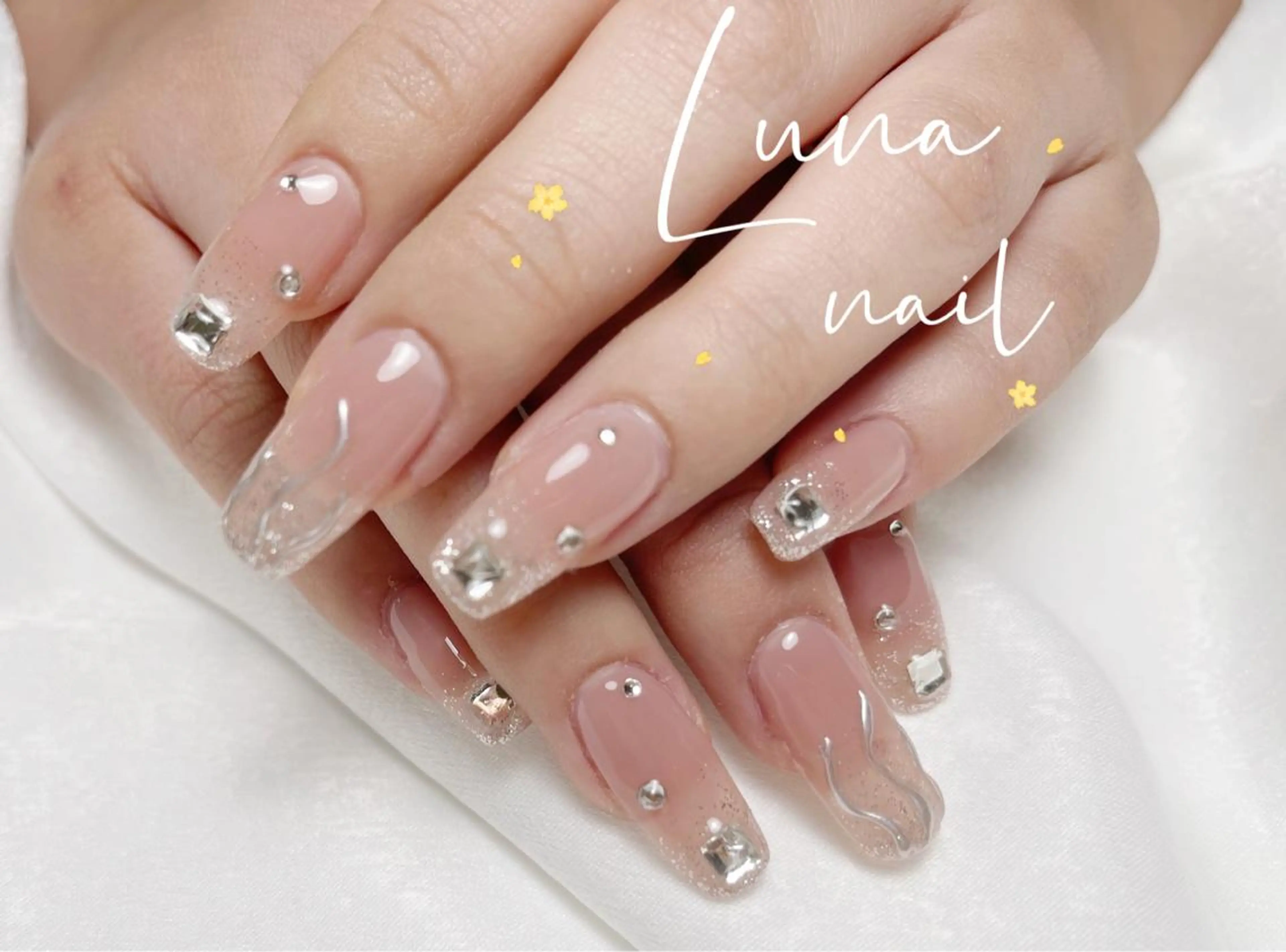 ネイル ハンドネイル luna nail ＆eyelashのネイルデザイン